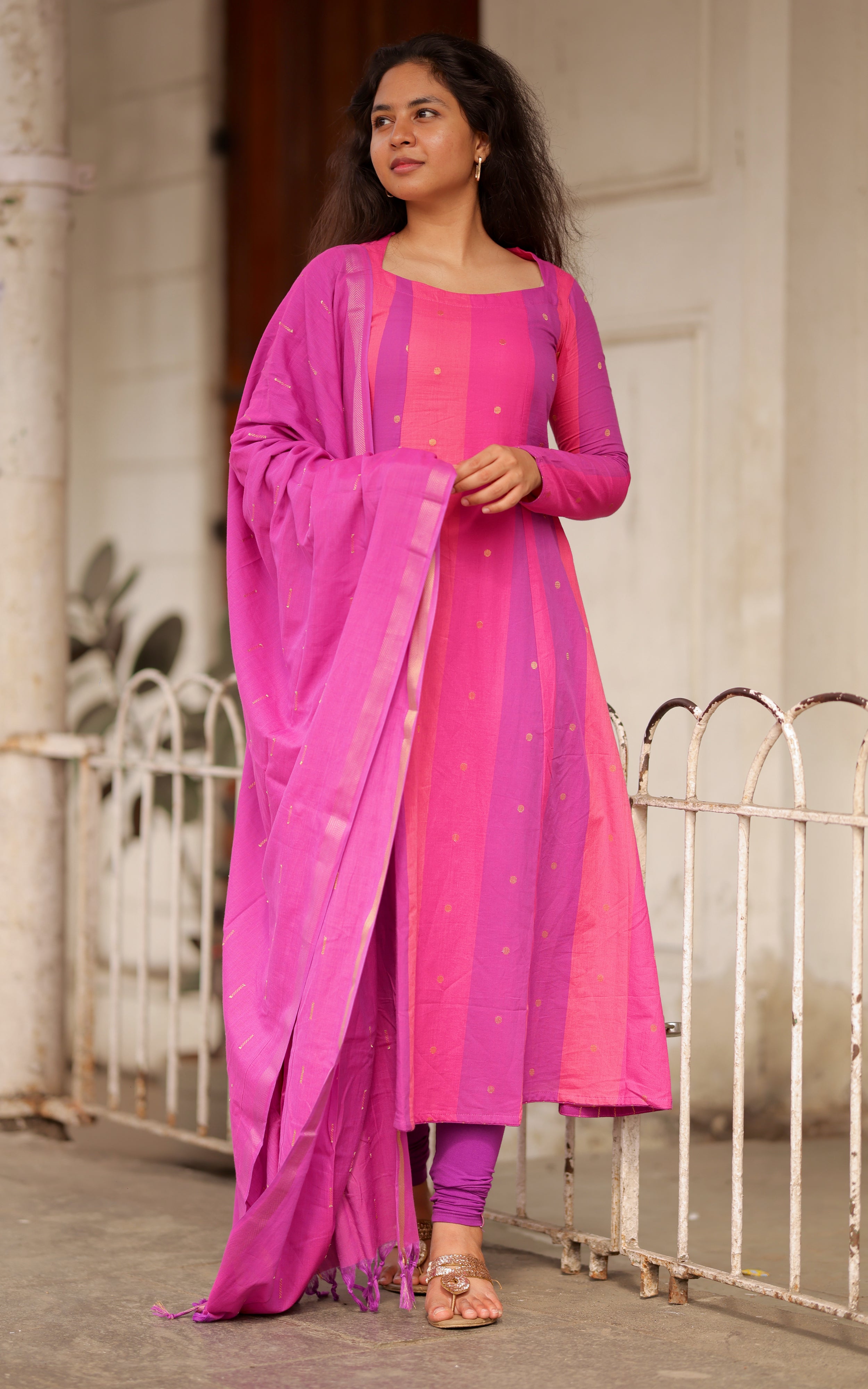 Pon Thamarai (Kurti+Dupatta)This will be restocked on 25.09.2026