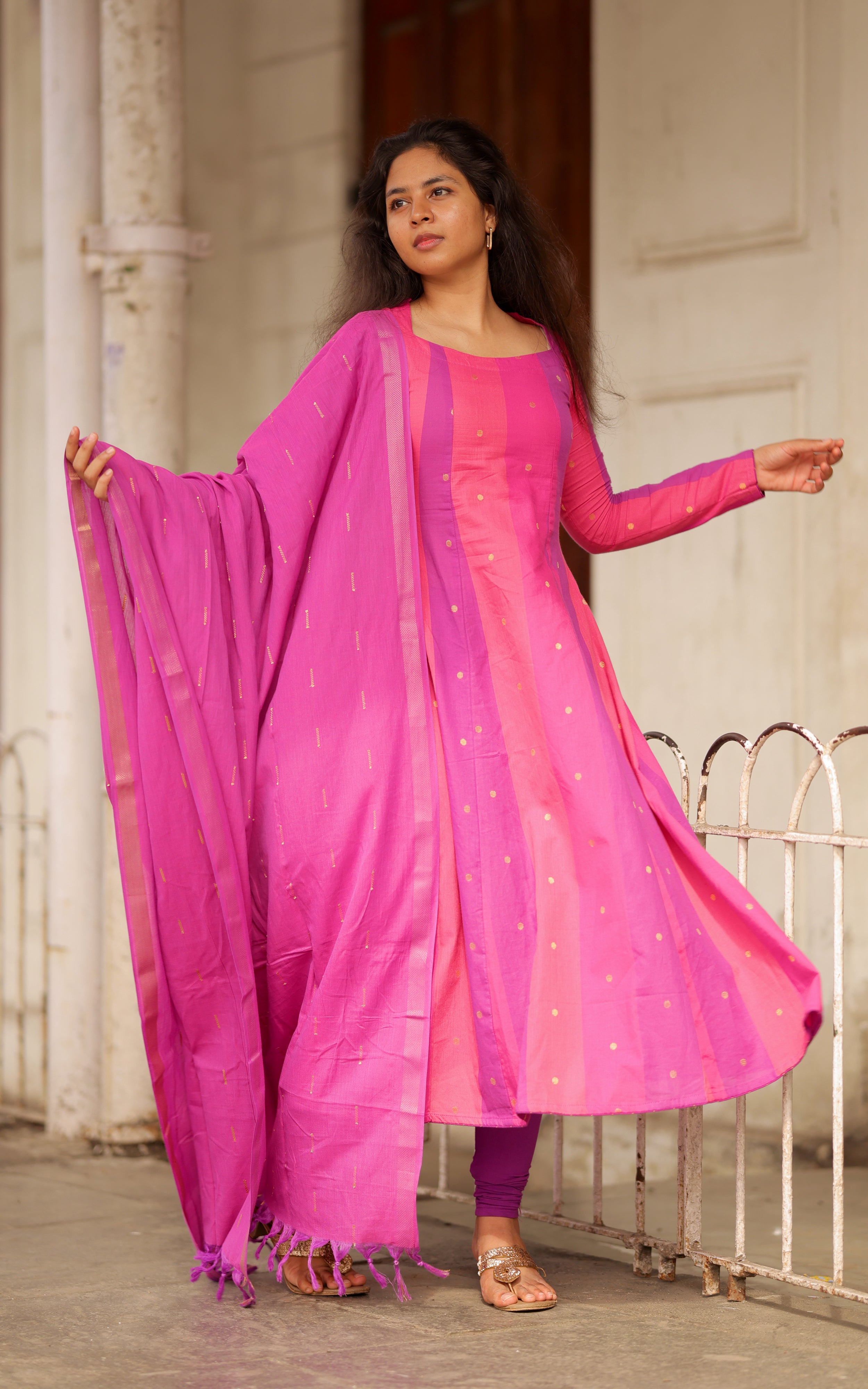 Pon Thamarai (Kurti+Dupatta)This will be restocked on 25.09.2026