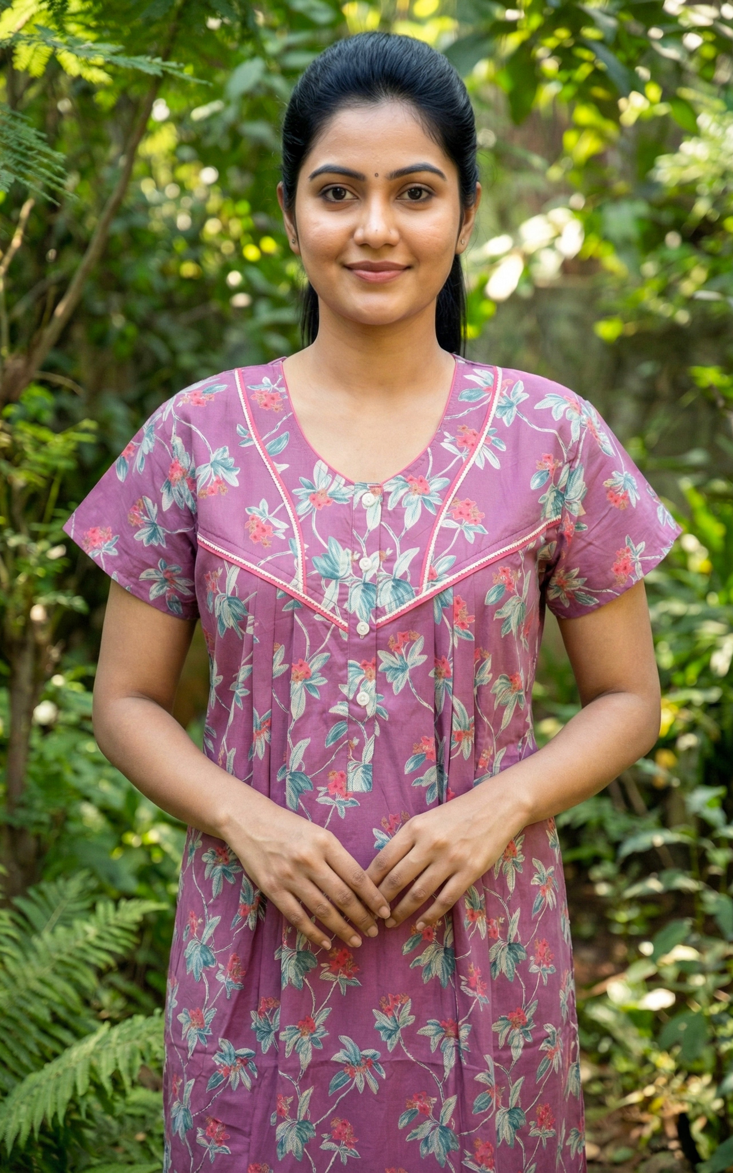 Cotton nighty with a convenient pocket