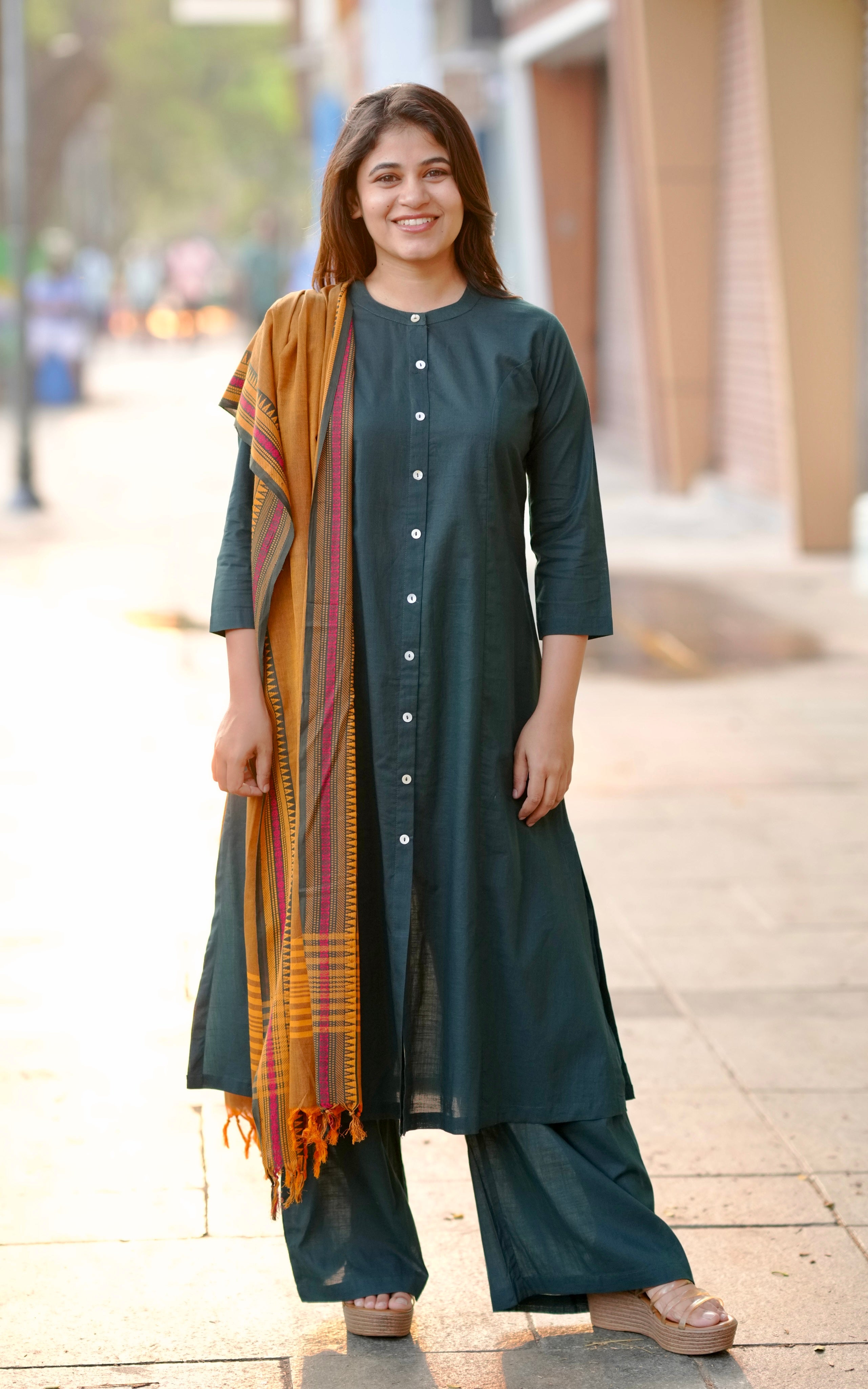 green office wear kurti set
elegant cotton kurti set for office
formal kurti pant dupatta set
simple cotton slub kurti set