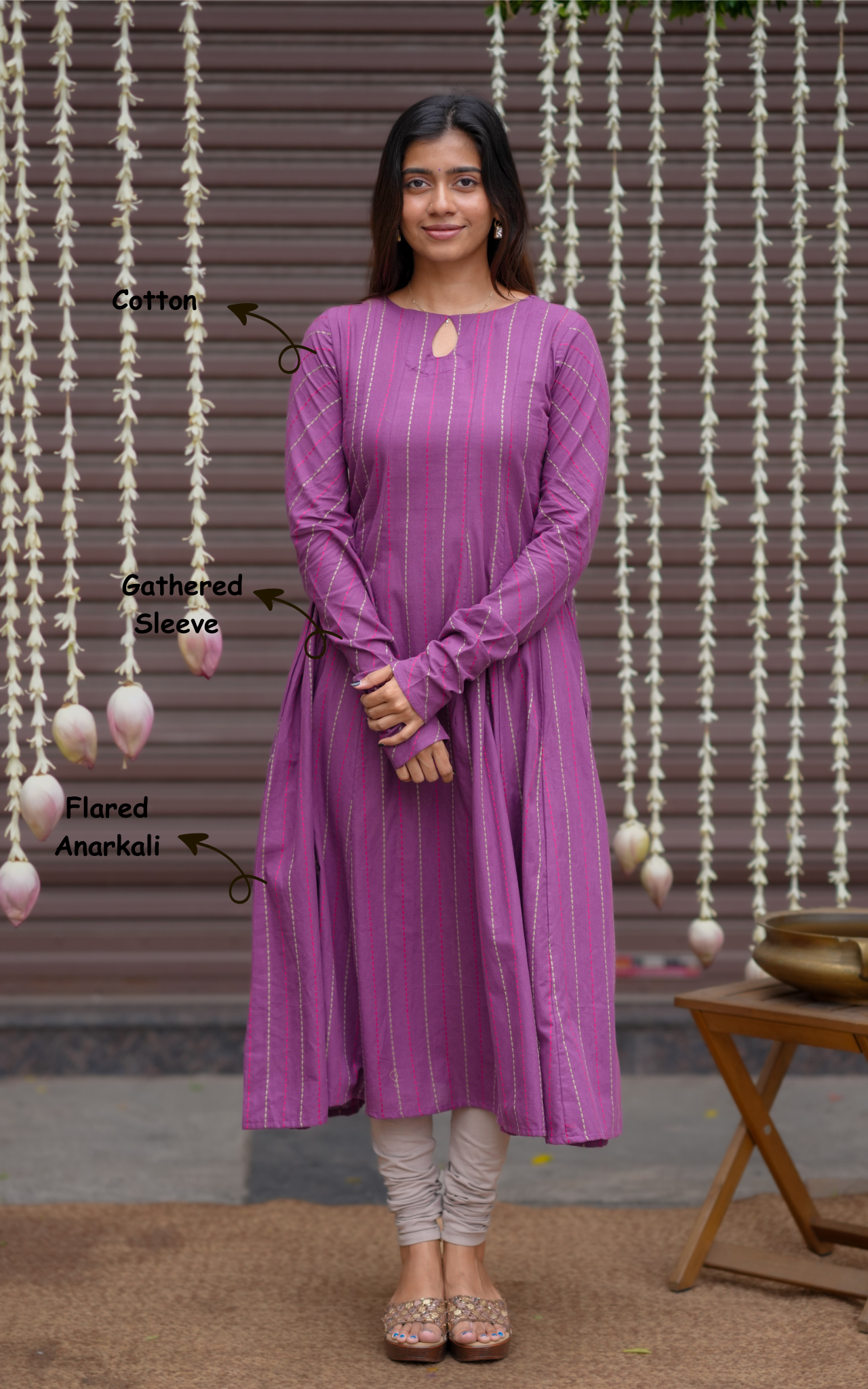 Simple ethnic wear