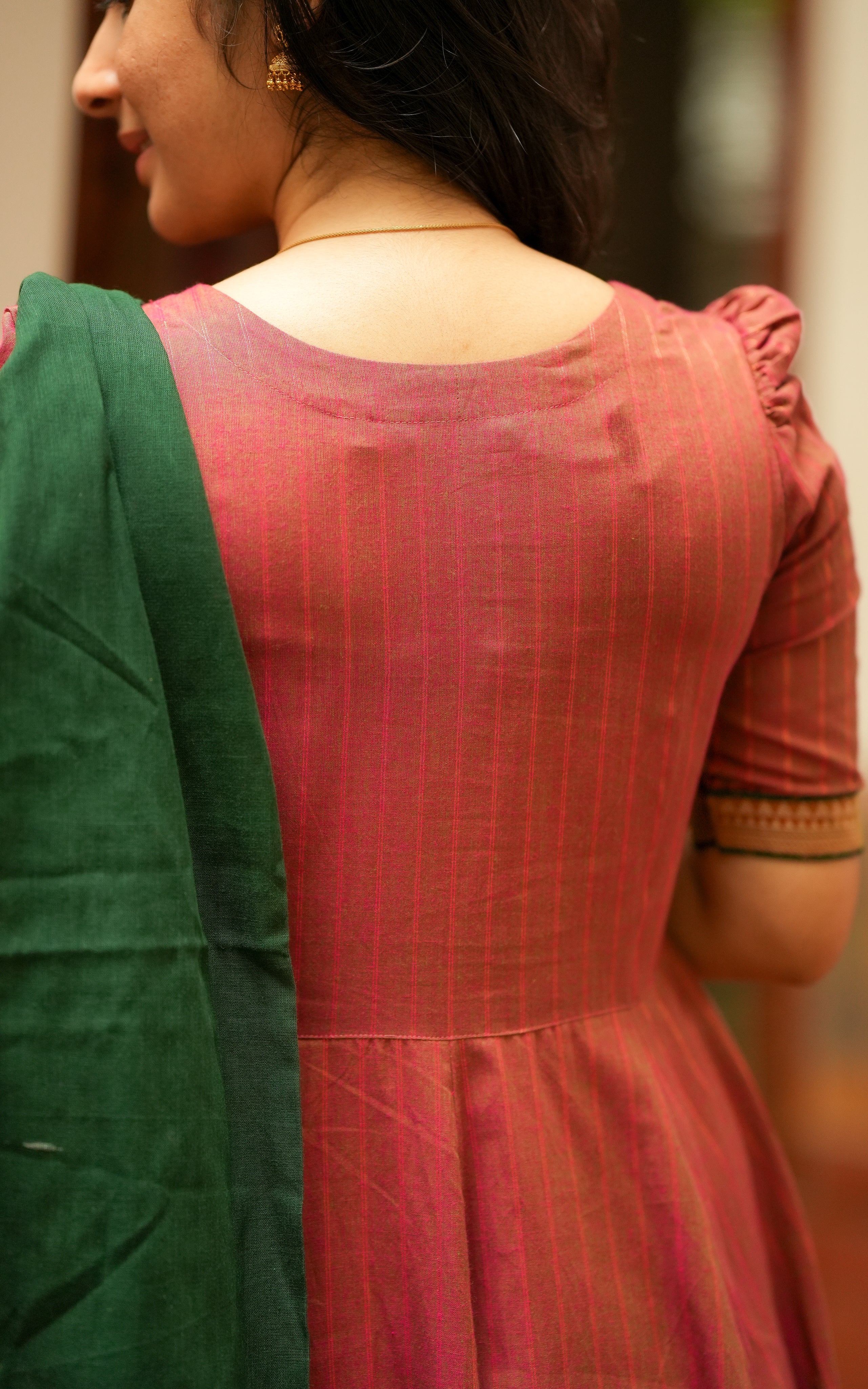 A well-styled recreation of Nayanthara’s graceful traditional ensemble from the movie Annapoorani.