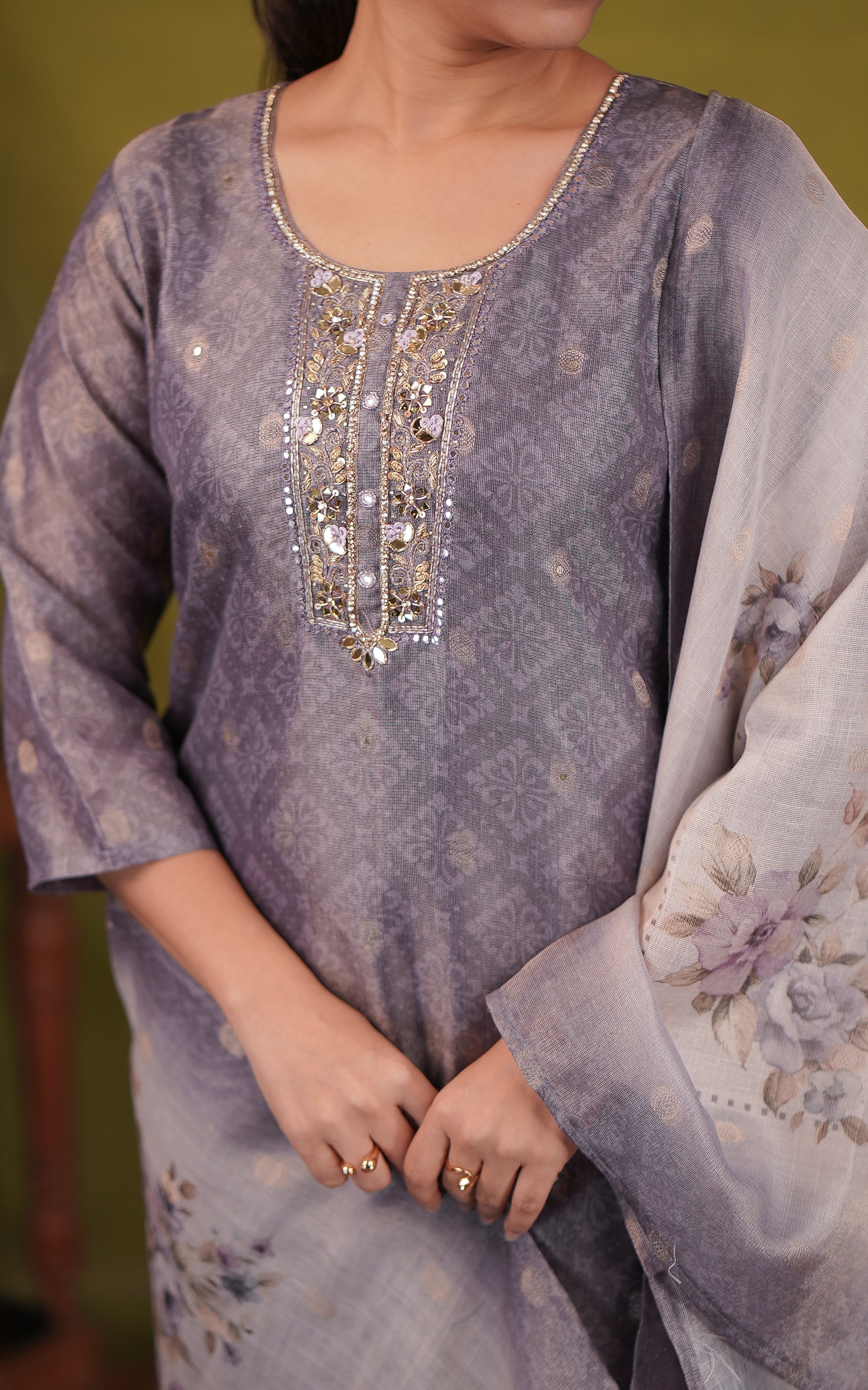 Chanderi kurti with floral dupatta for women