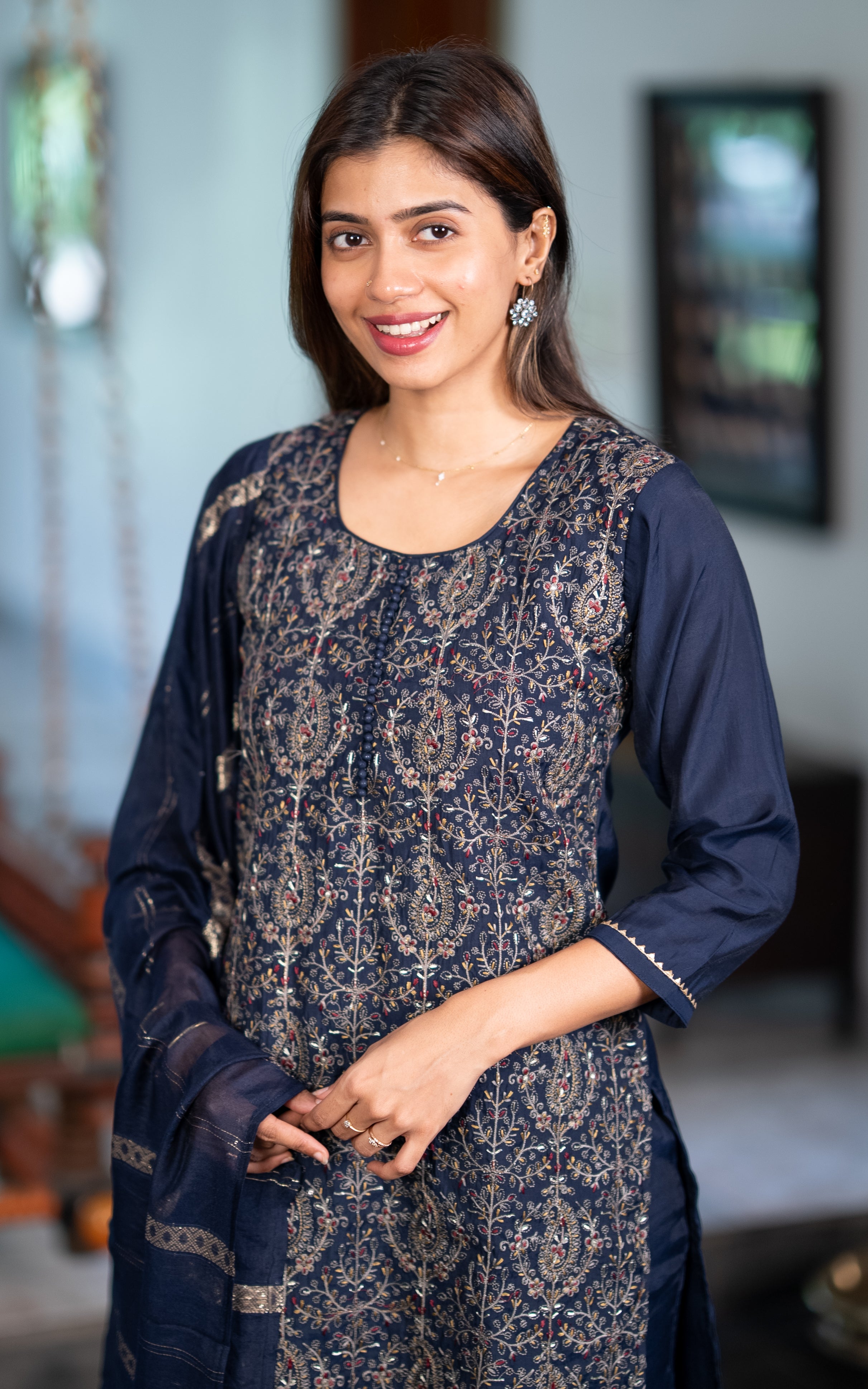 Instore – Navy Blue Vaanadhi Kurti Pant Dupatta Set for Women – Art Silk – Thread Embroidery – Ethnic Wear