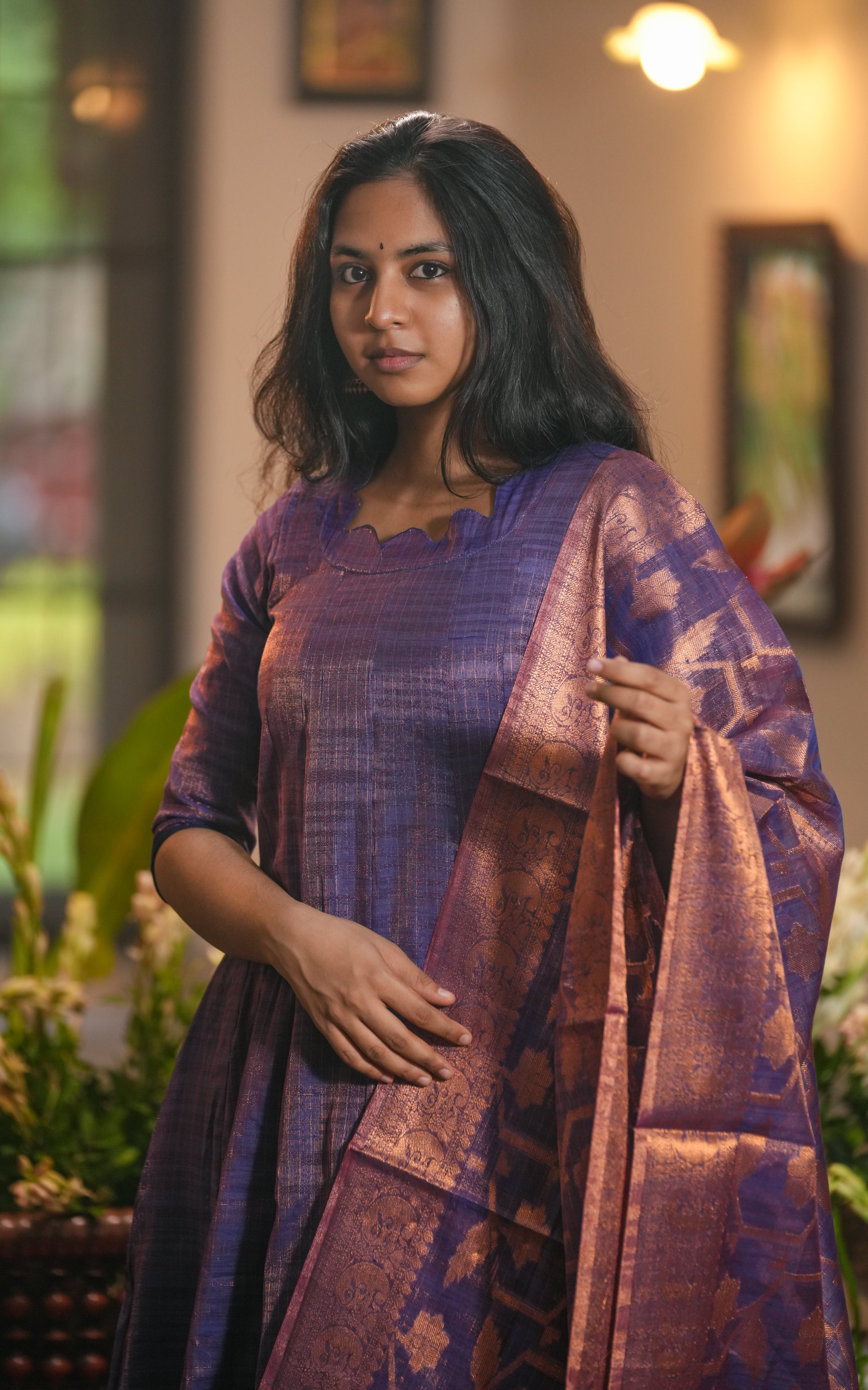 Zari woven dupatta in a complementary shade with intricate floral patterns.