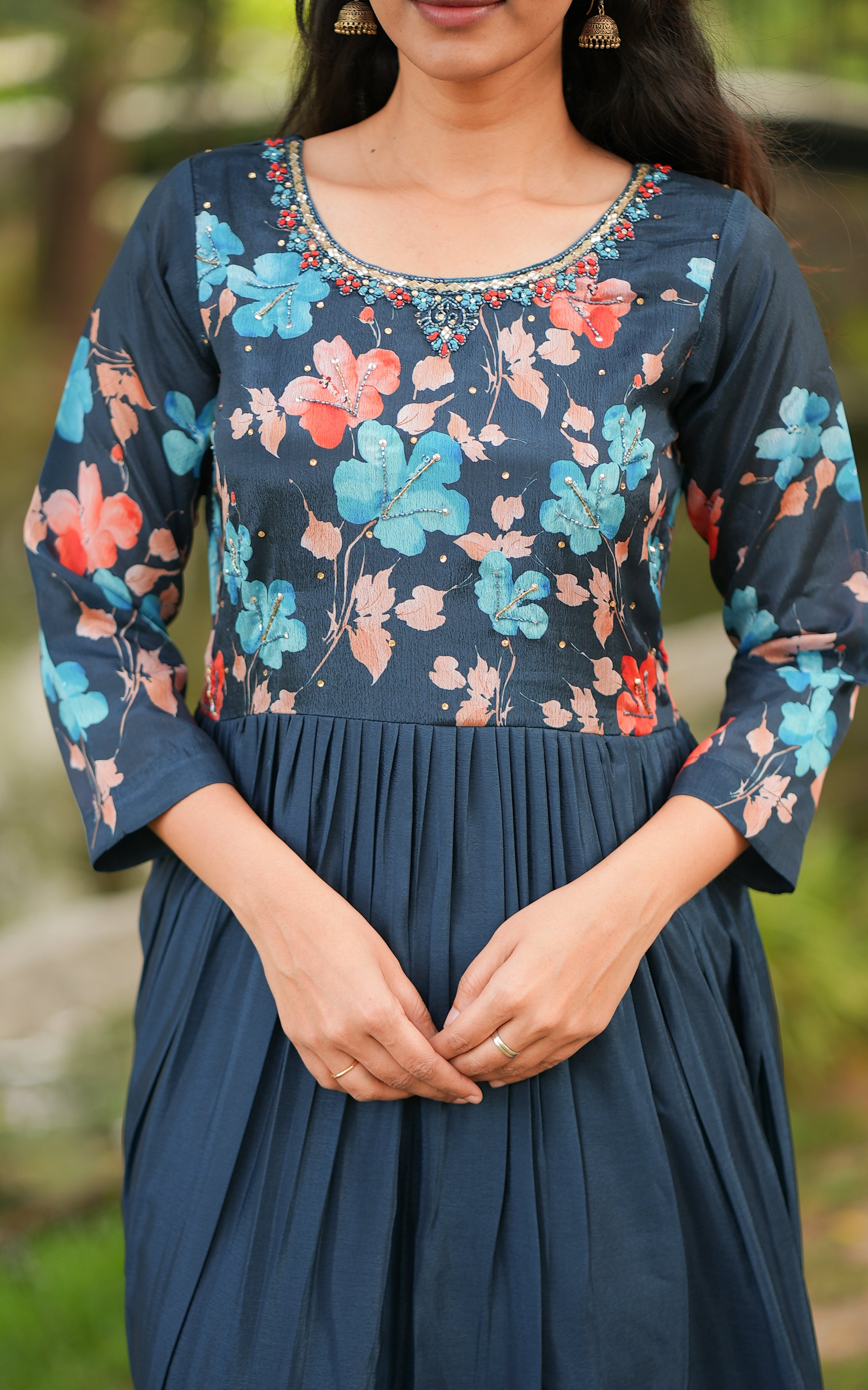 Simple round neckline adds a touch of elegance and comfort.
