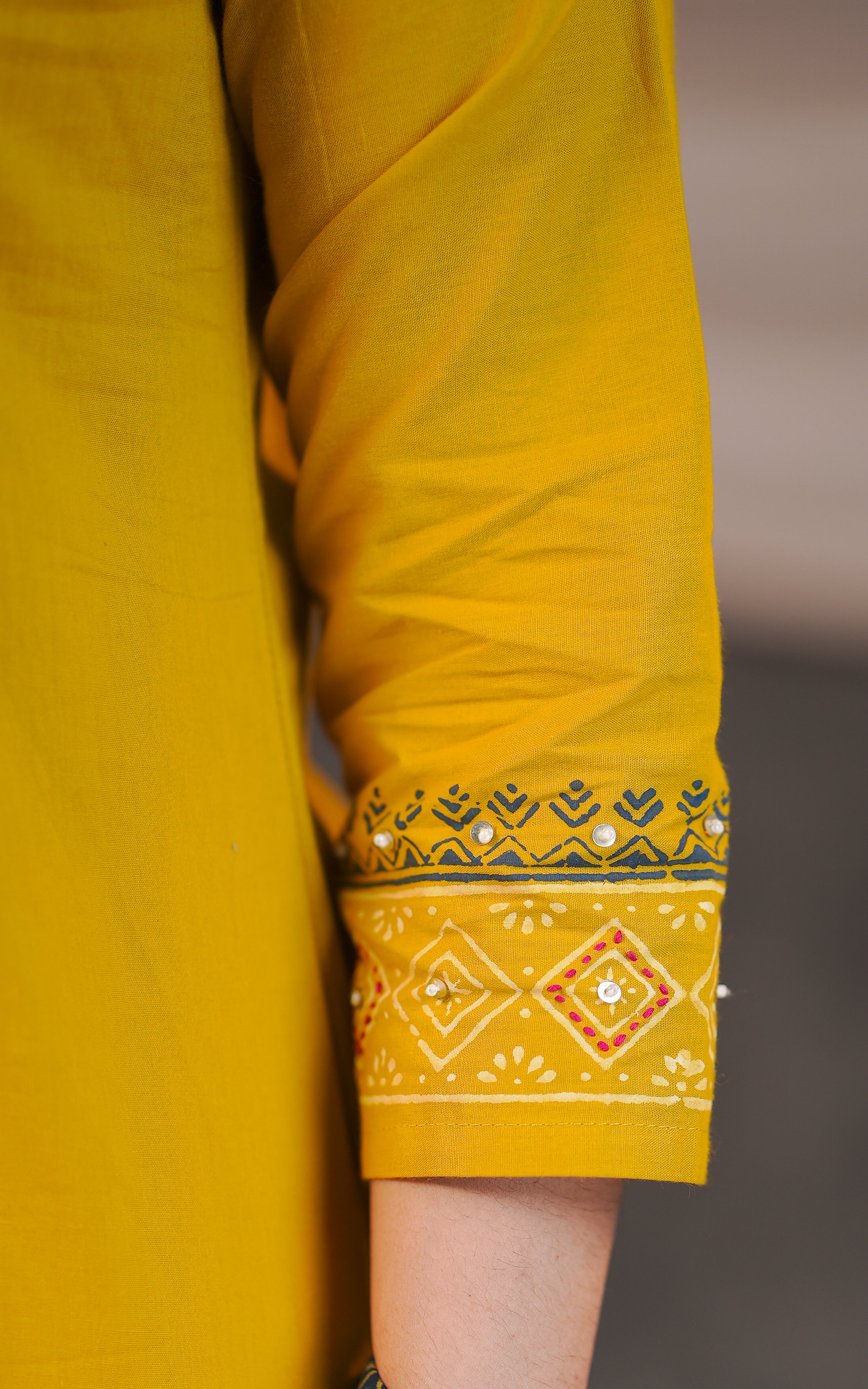 Indhu B Handblock (Kurti+Dupatta)