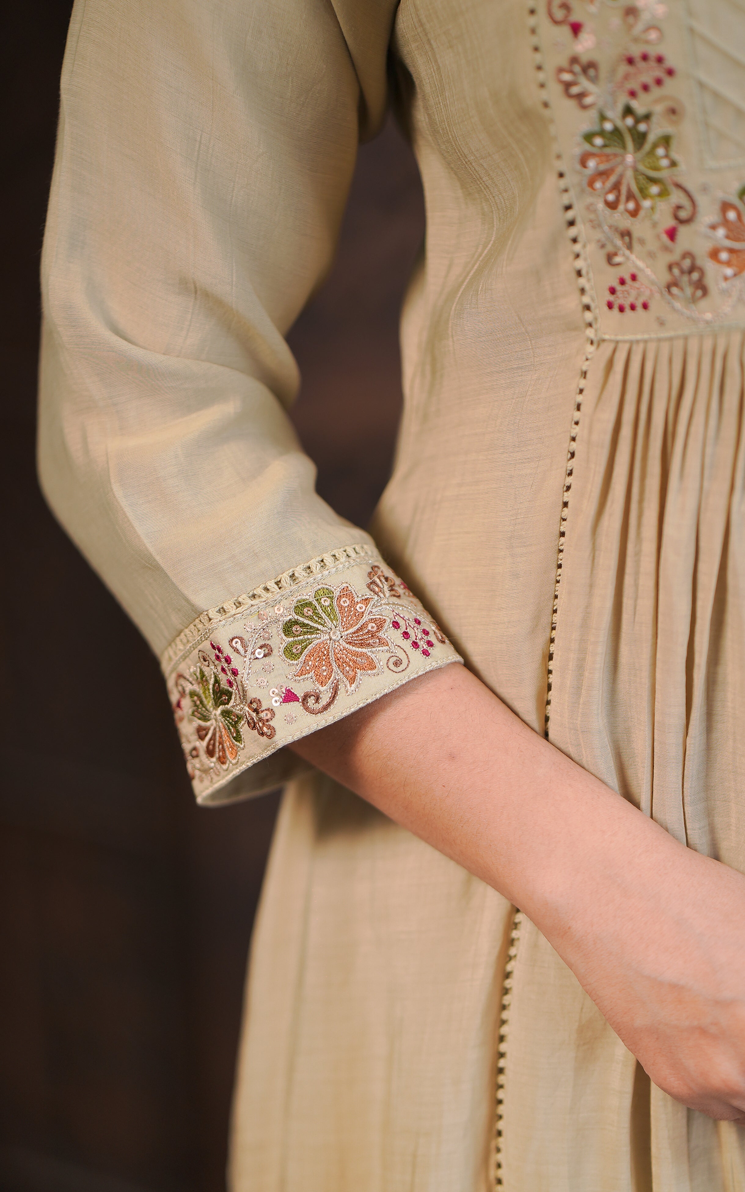 Oviyam (Kurti+Pant+Dupatta)