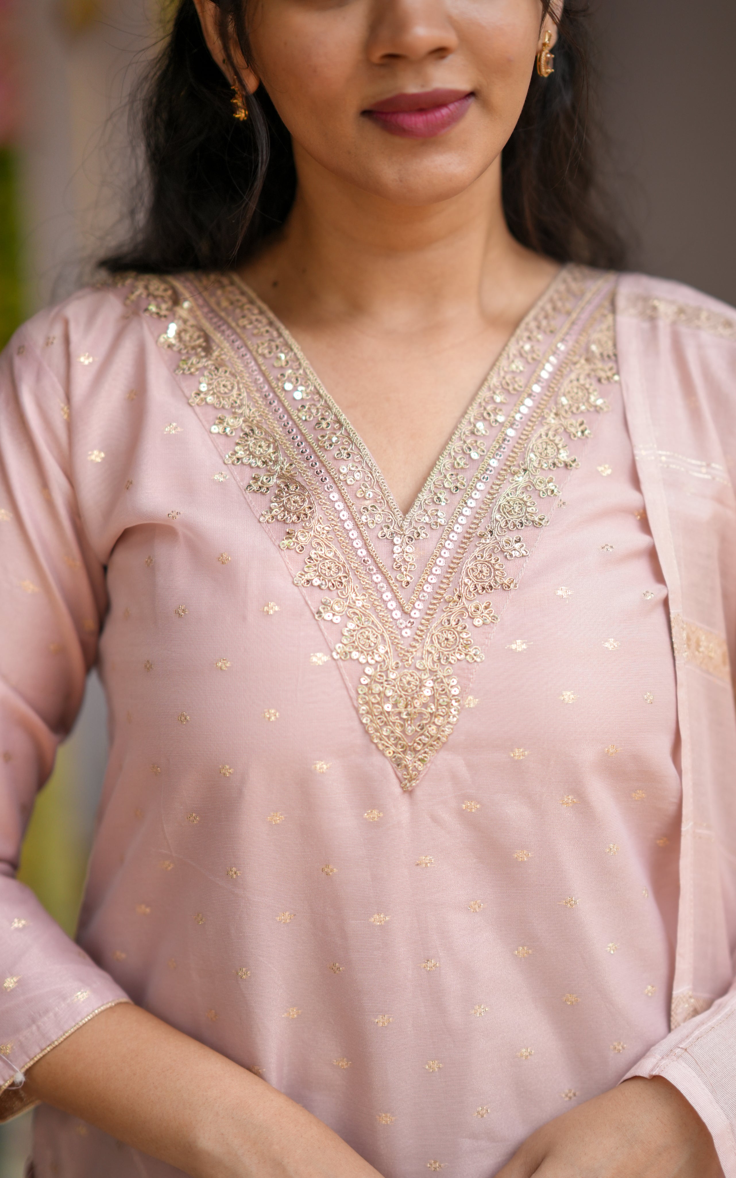 Elegant kurti style for women