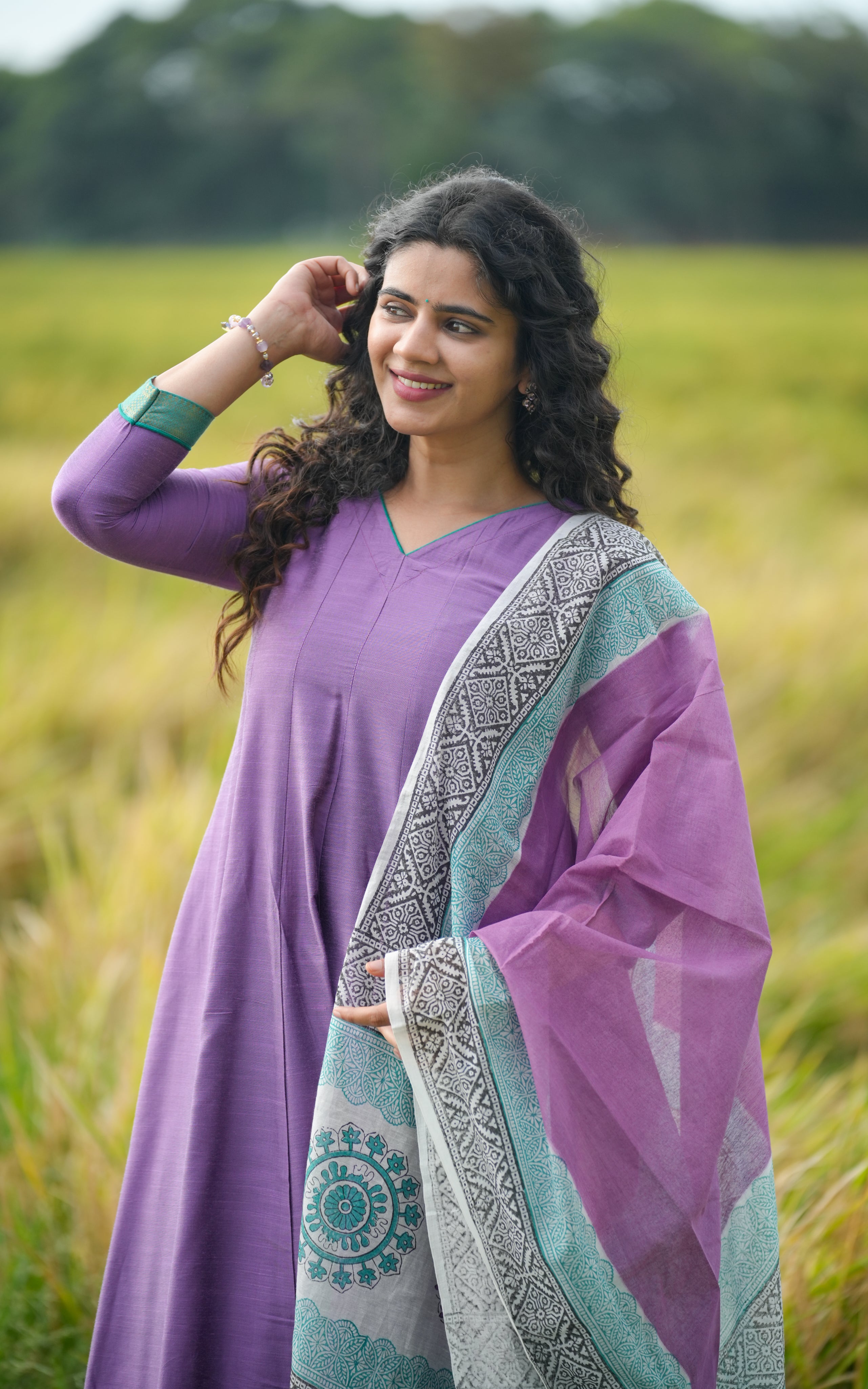 Elegant kurti style for women
