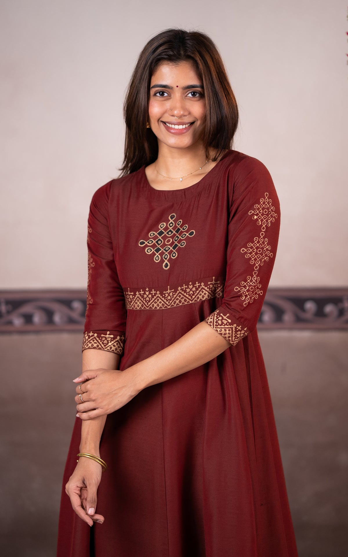 Kolangal Reddish Brown