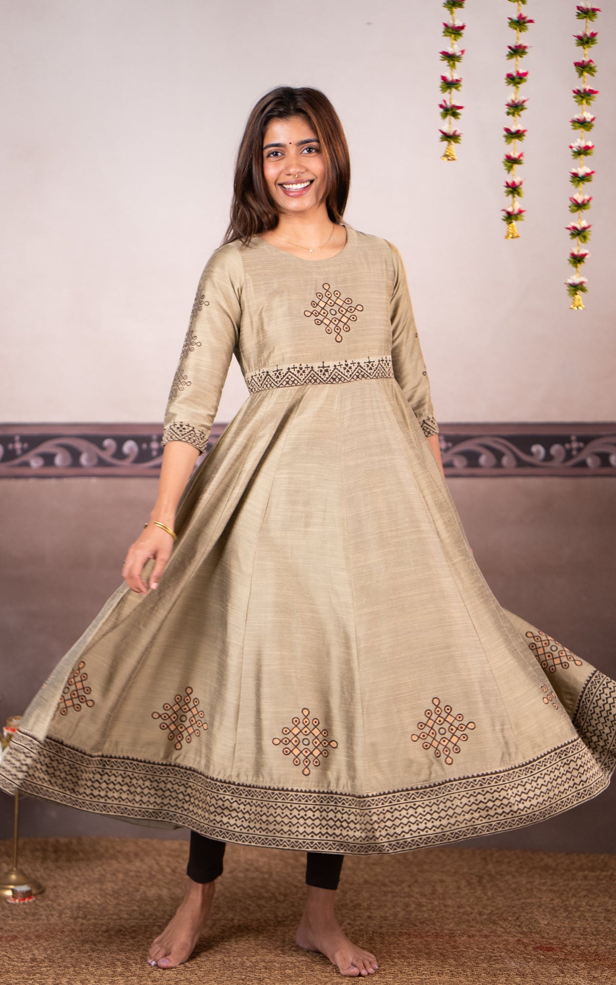Kolangal Grey (Kurti+Dupatta)