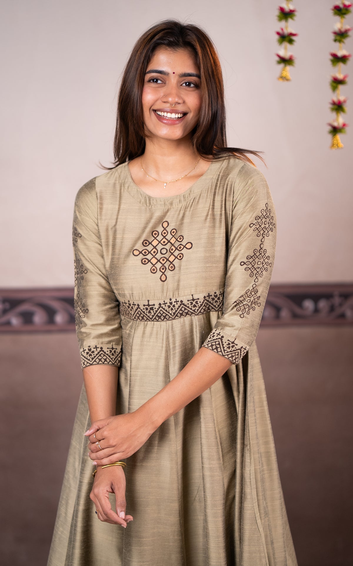 Kolangal Grey (Kurti+Dupatta)