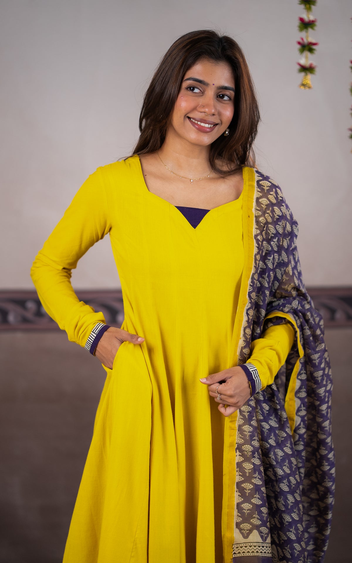 Manjal (Kurti+Dupatta)