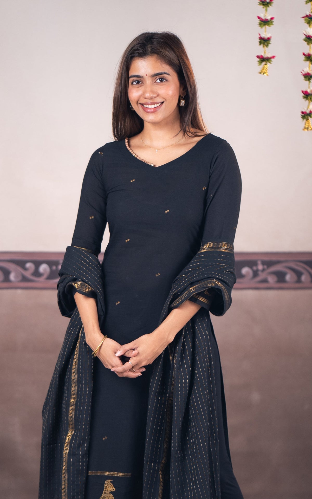 Paingili Black (Kurti+Dupatta)