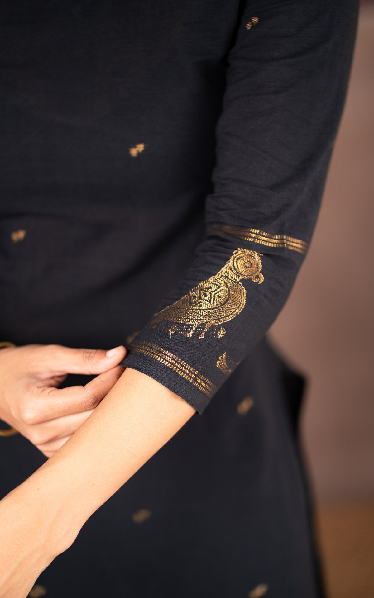 Paingili Black (Kurti+Dupatta)