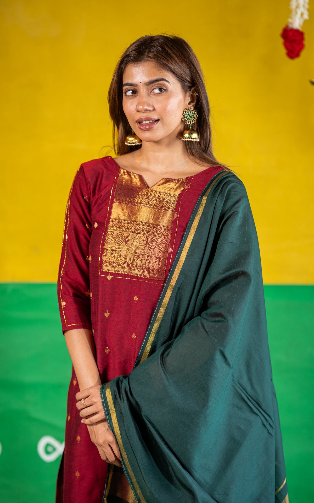 Vintage Motifs (Kurti+Dupatta)
