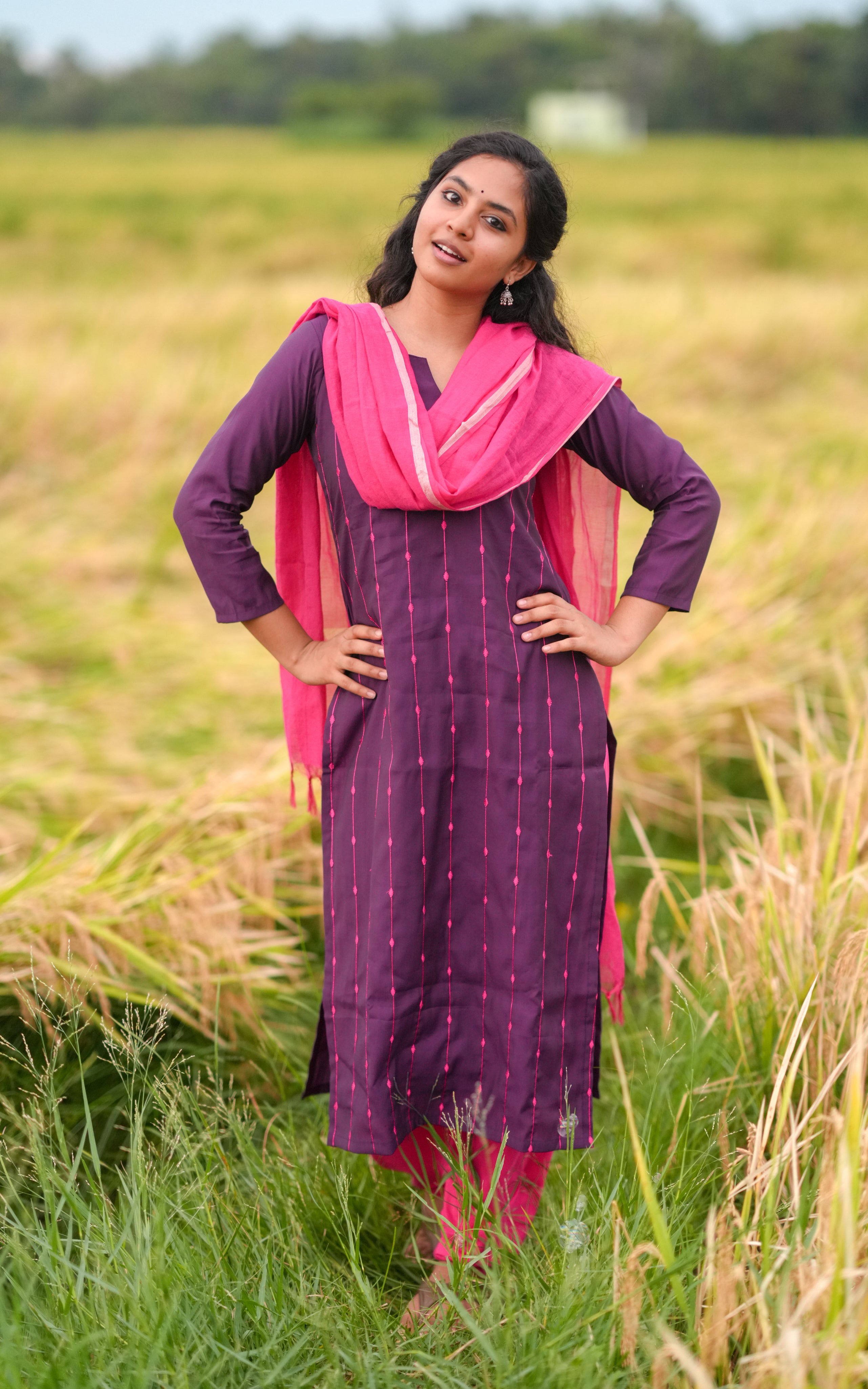 cotton kurti inspired by Shriya Saran’s look in En Nenjai Yaaro song from Kutty movie