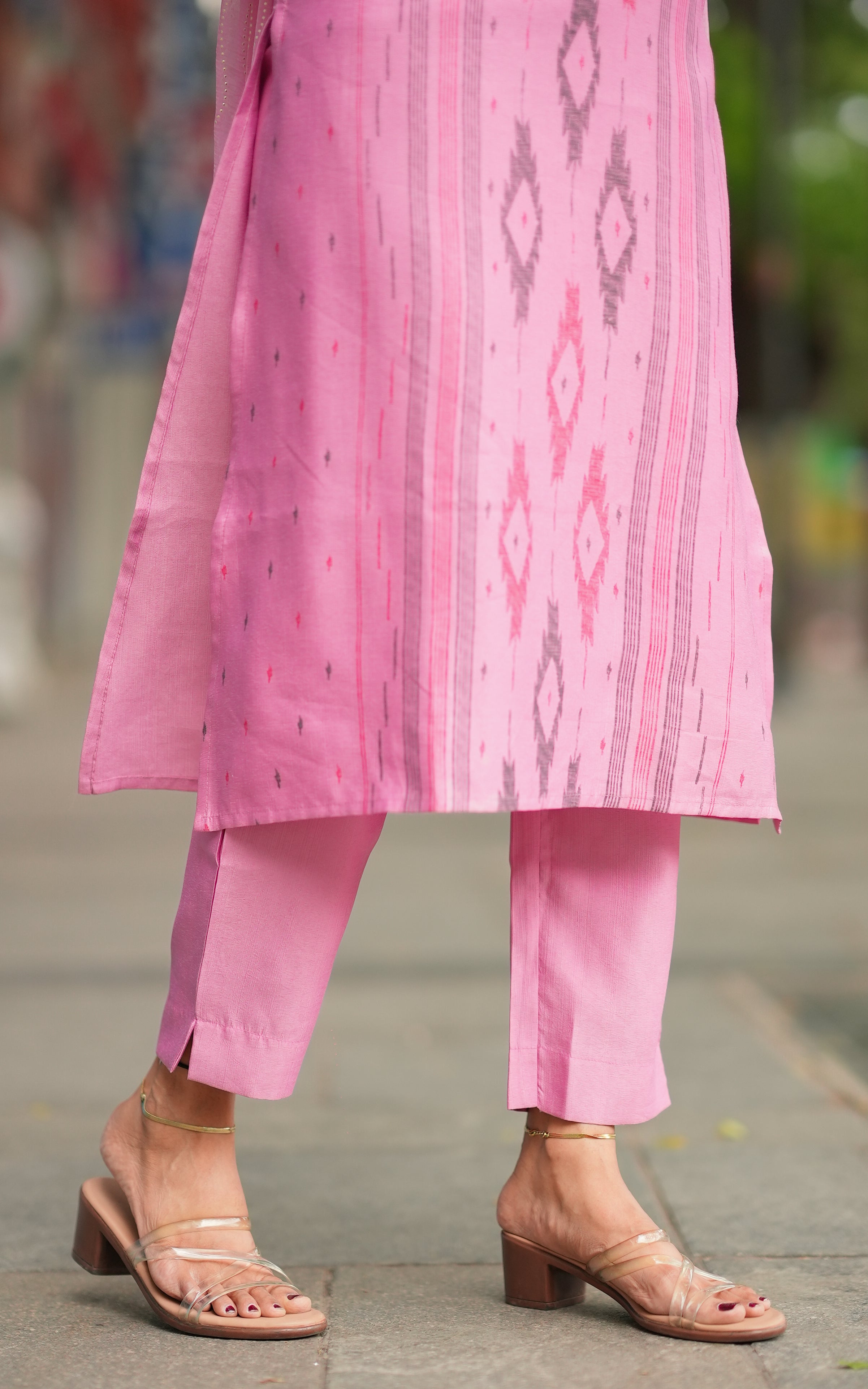 Aaravi (Kurti+Pant+Dupatta)