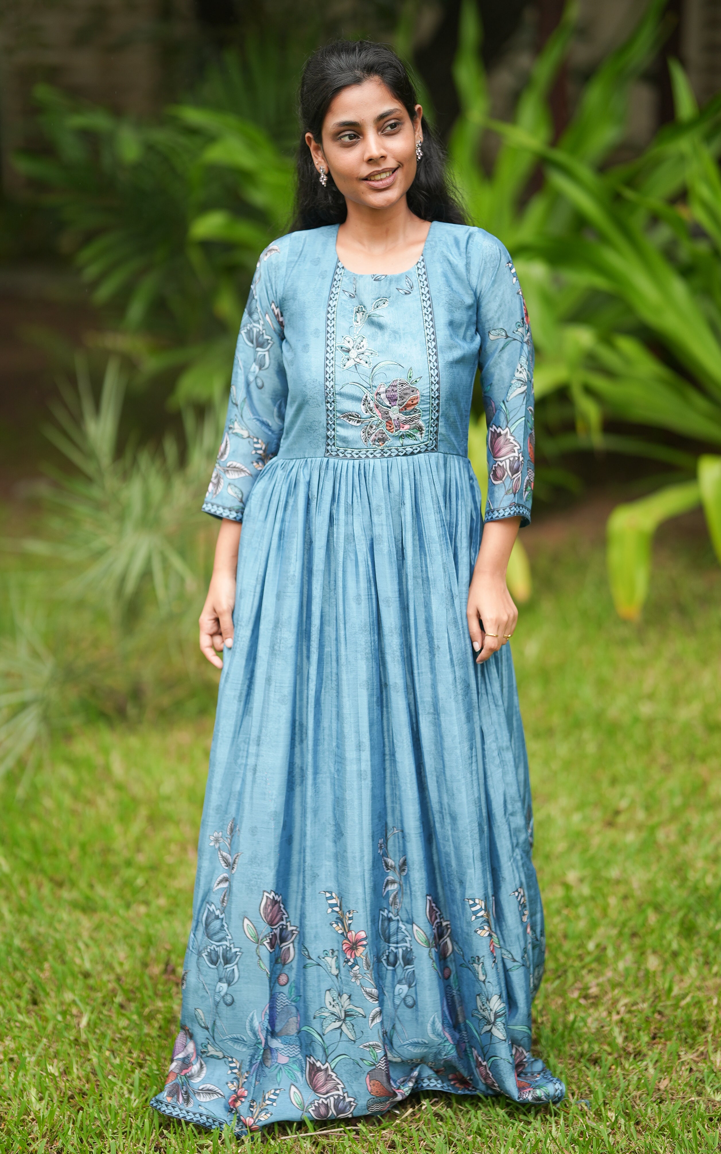 Gathered waistline adds volume and structure