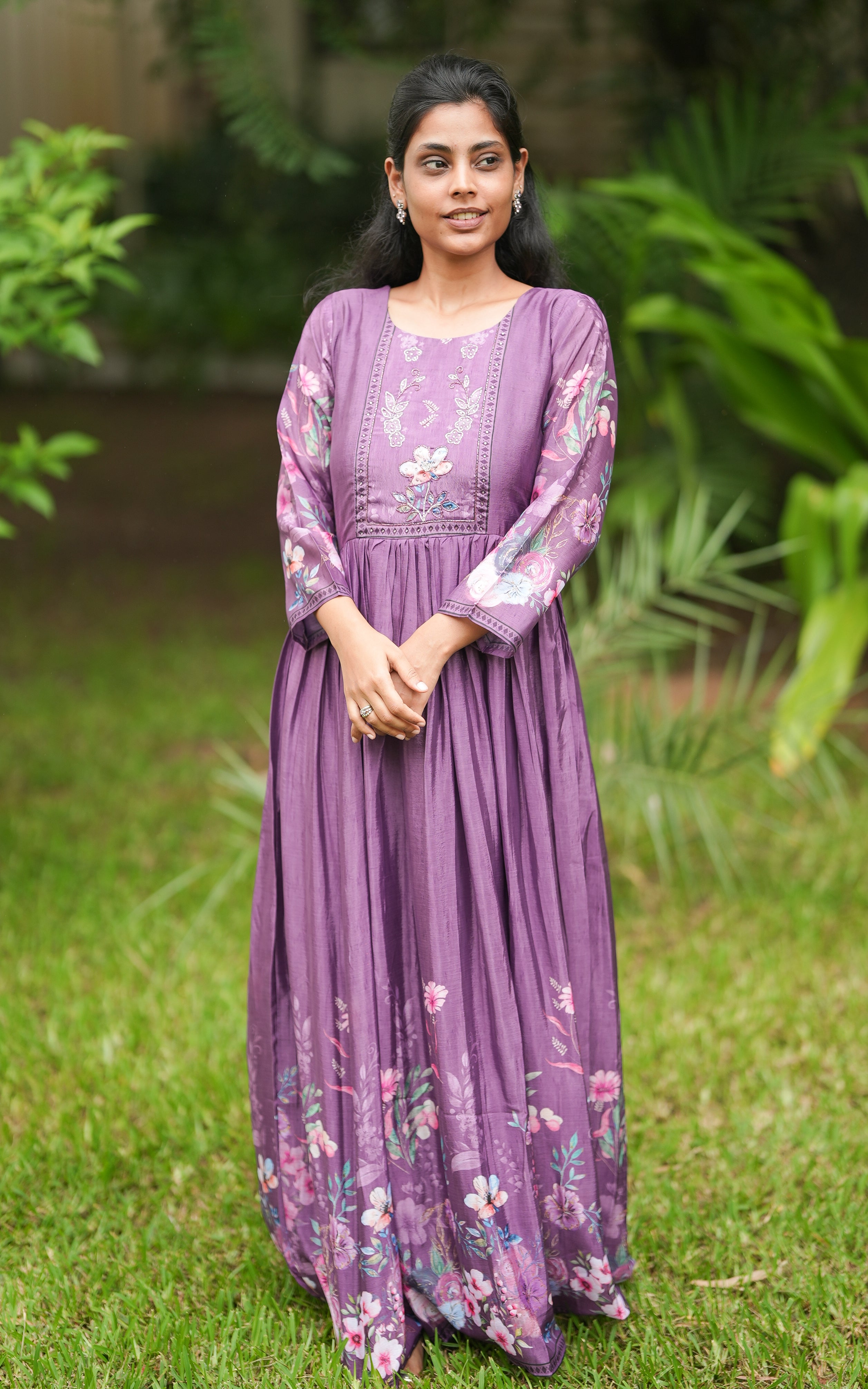 Full flared Anarkali design