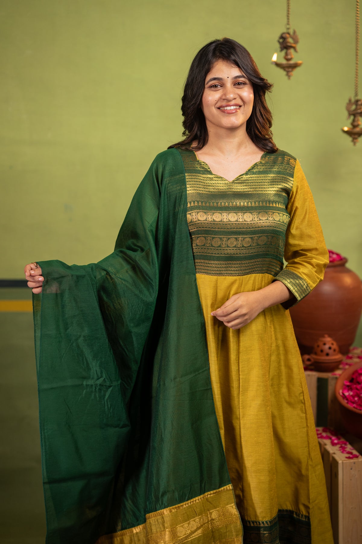 Vintage Rudra B (Kurti+Dupatta)