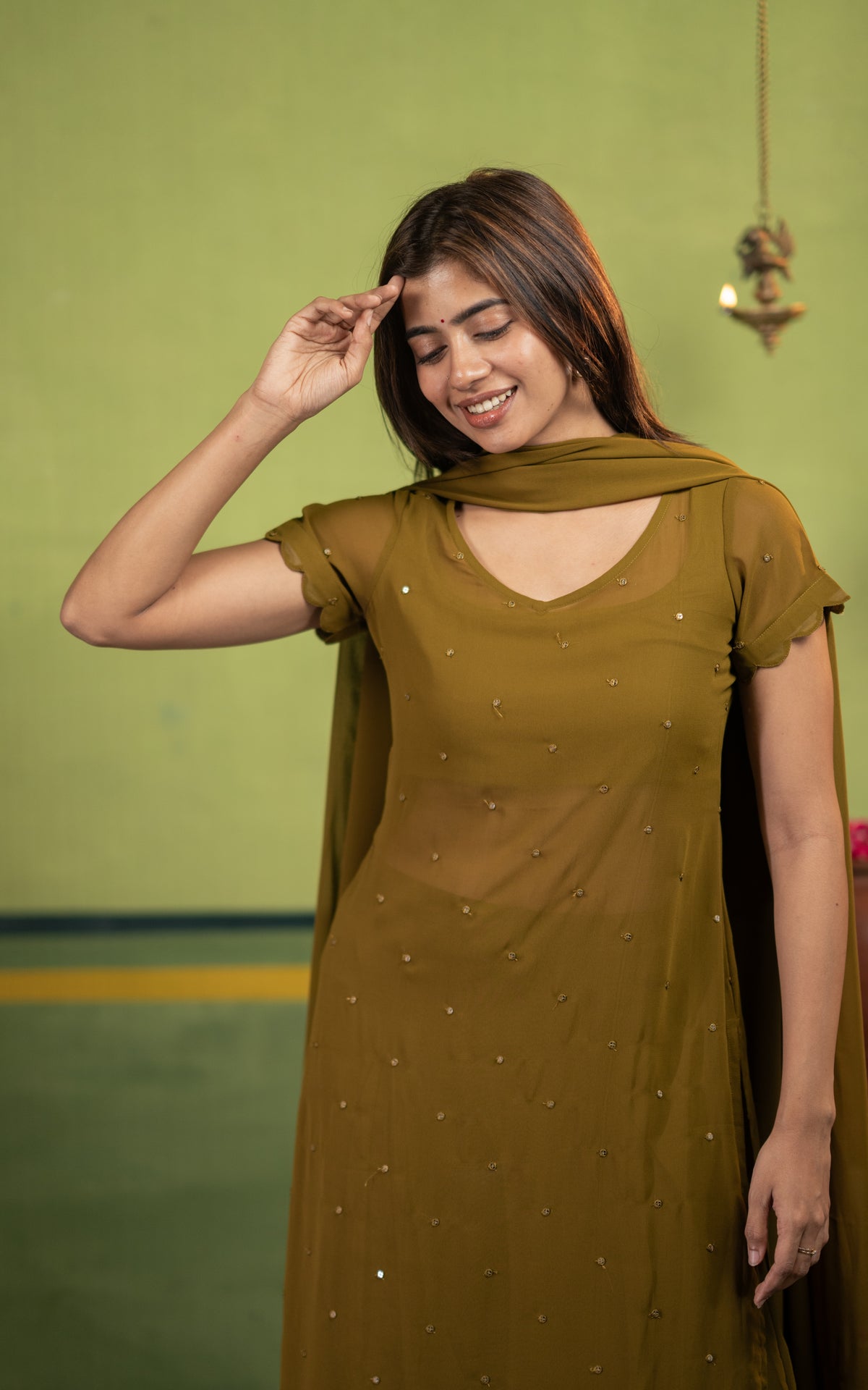 Minnale Petals Mehandi Green (Kurti+Pant+Dupatta)