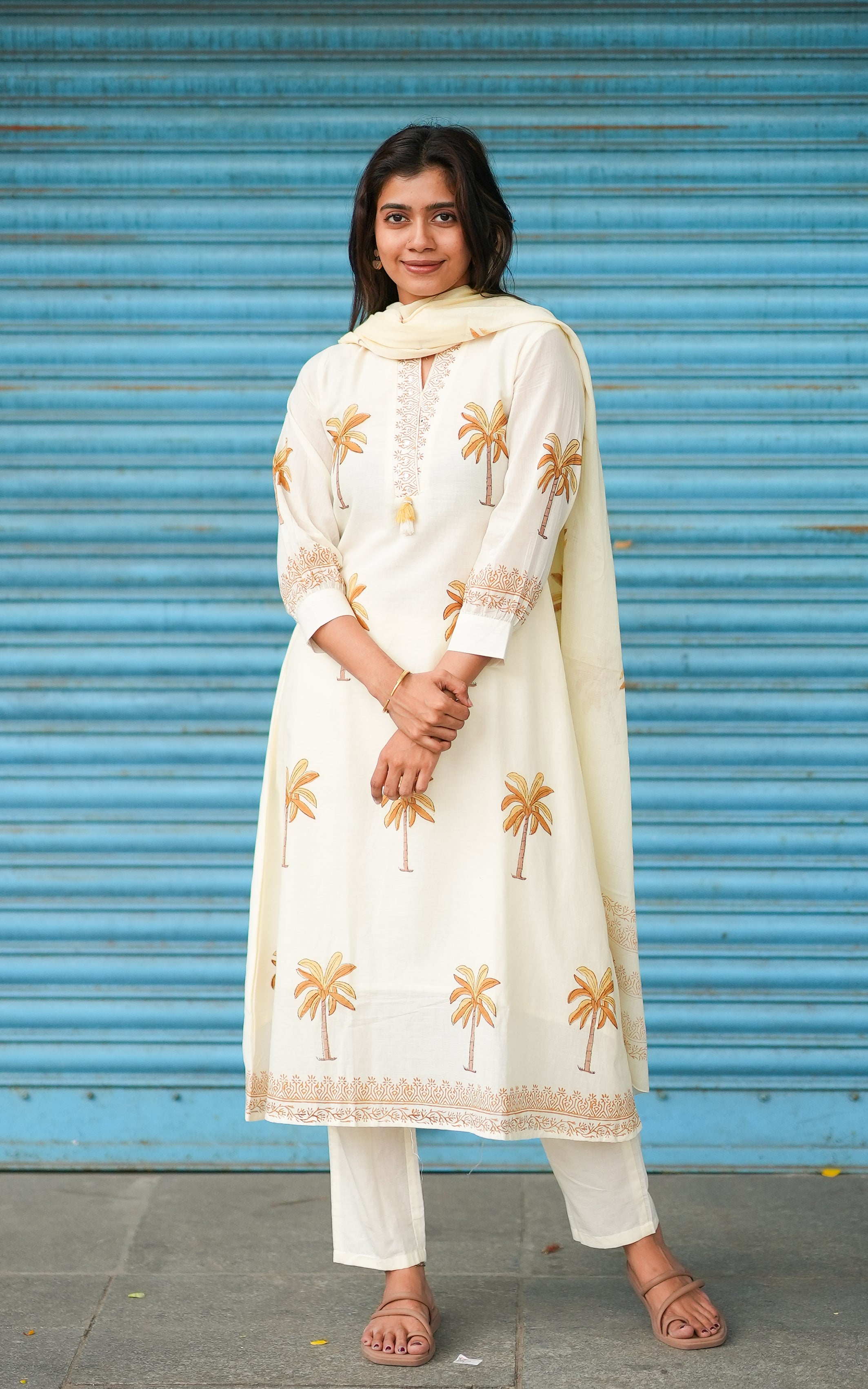 White Beauty A (Kurti+Pant+Dupatta)