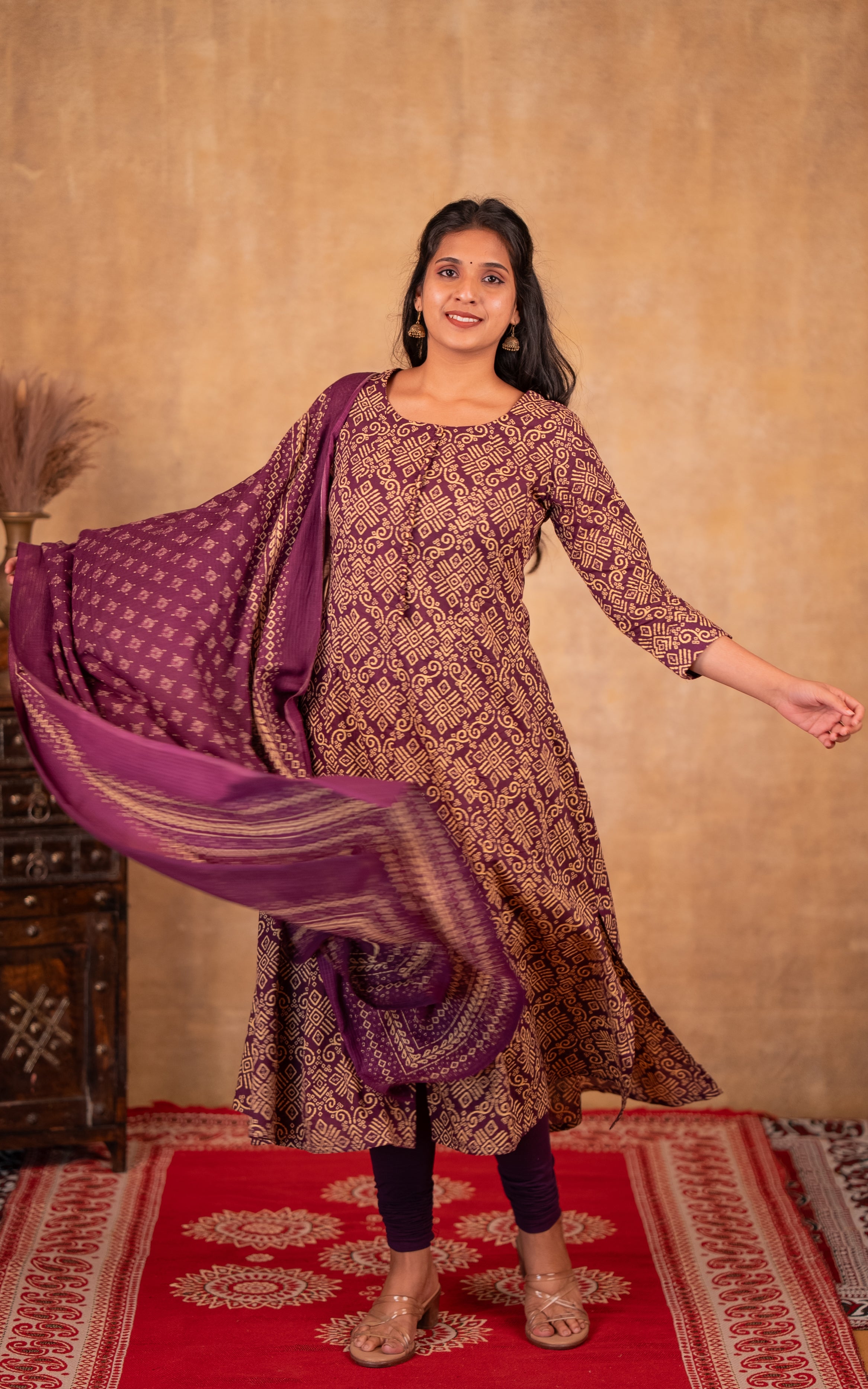 Yashvina A (Kurti+Dupatta)