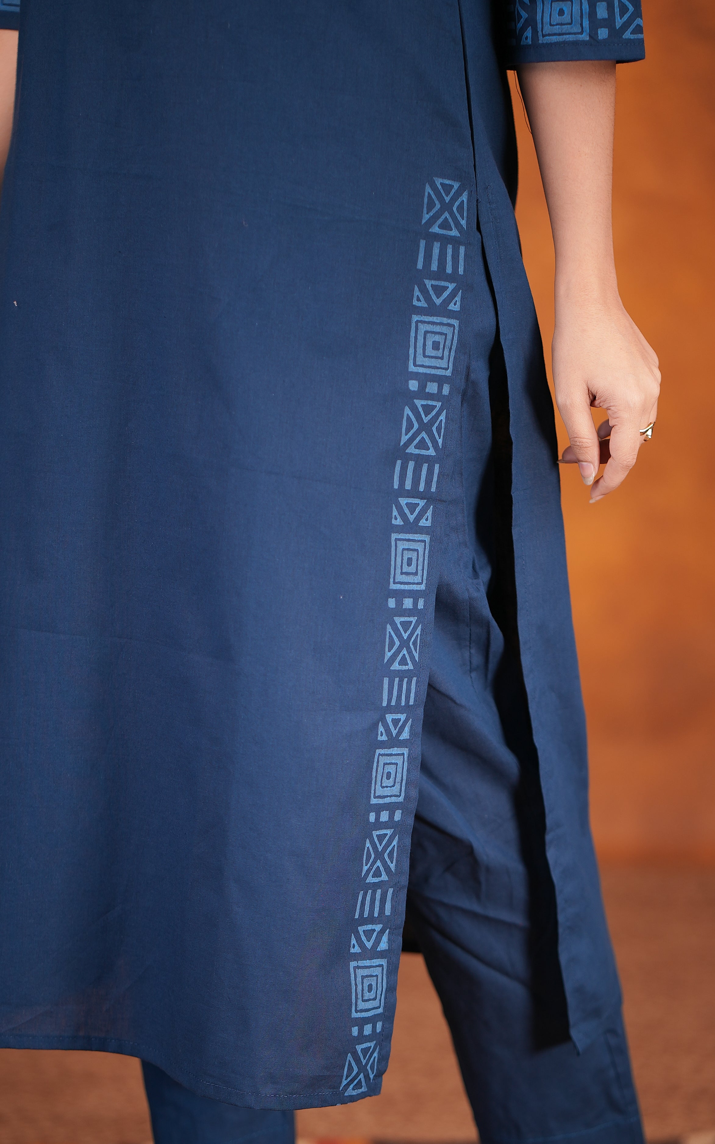 College wear blue cotton kurti with dupatta for women