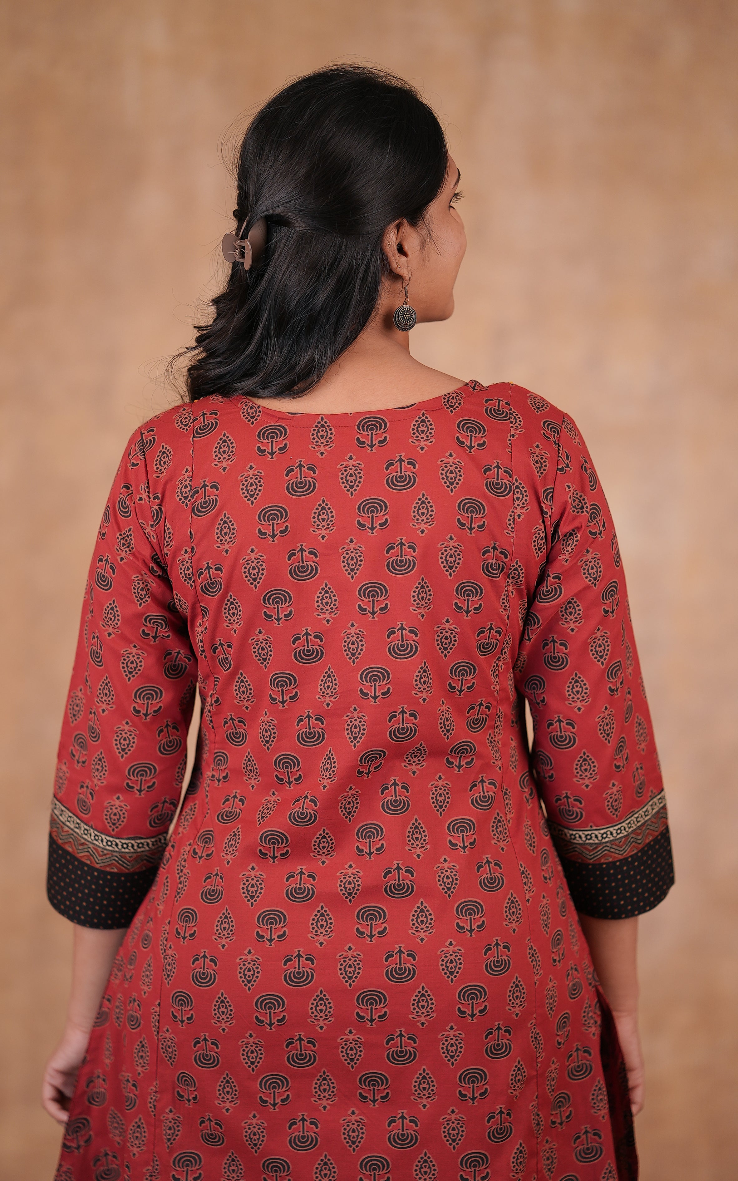 Casual wear maroon printed cotton kurti for women