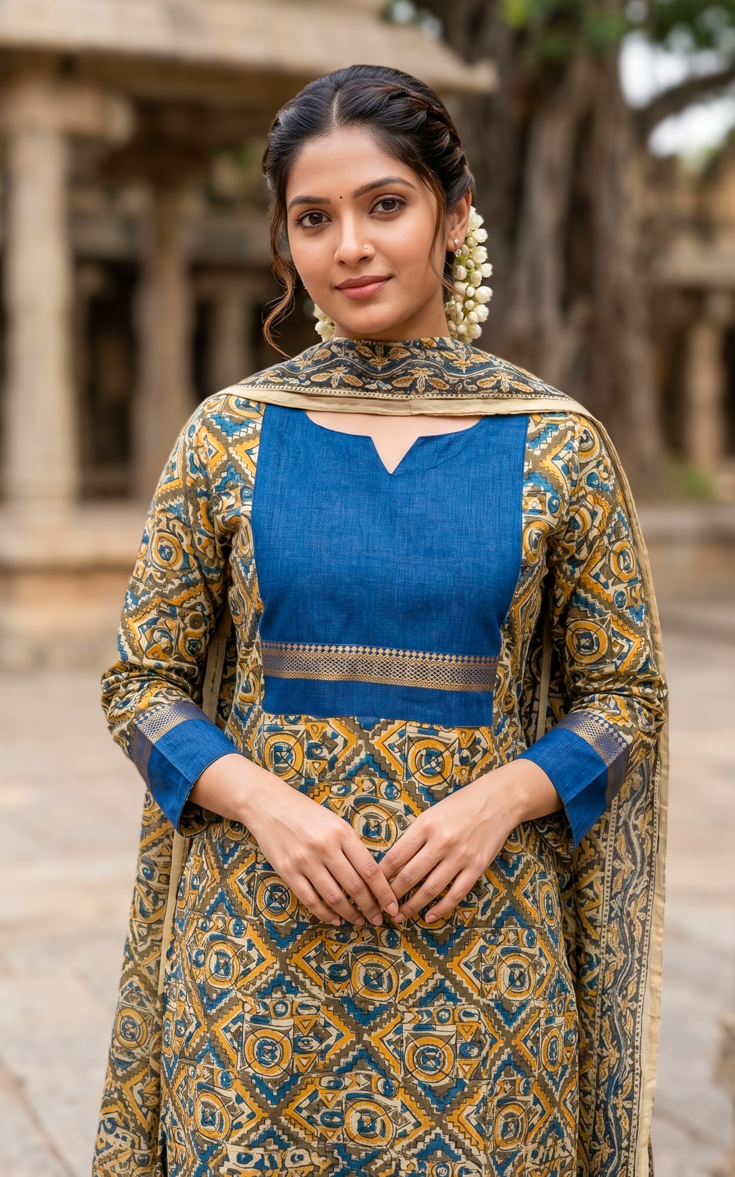 Avanitha A (Kurti+Dupatta)
