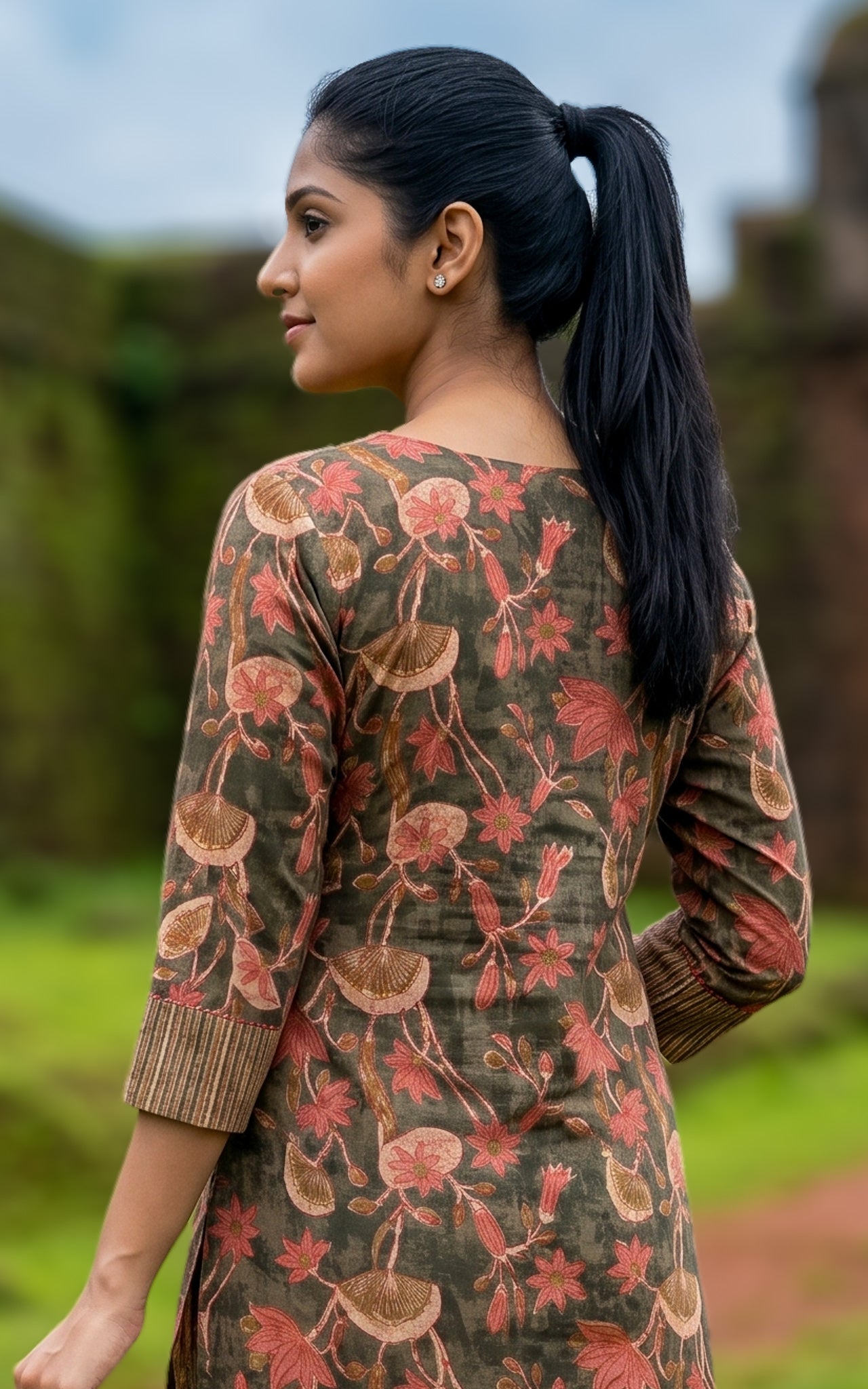 Mirudhula A (Kurti+Pant+Dupatta)
