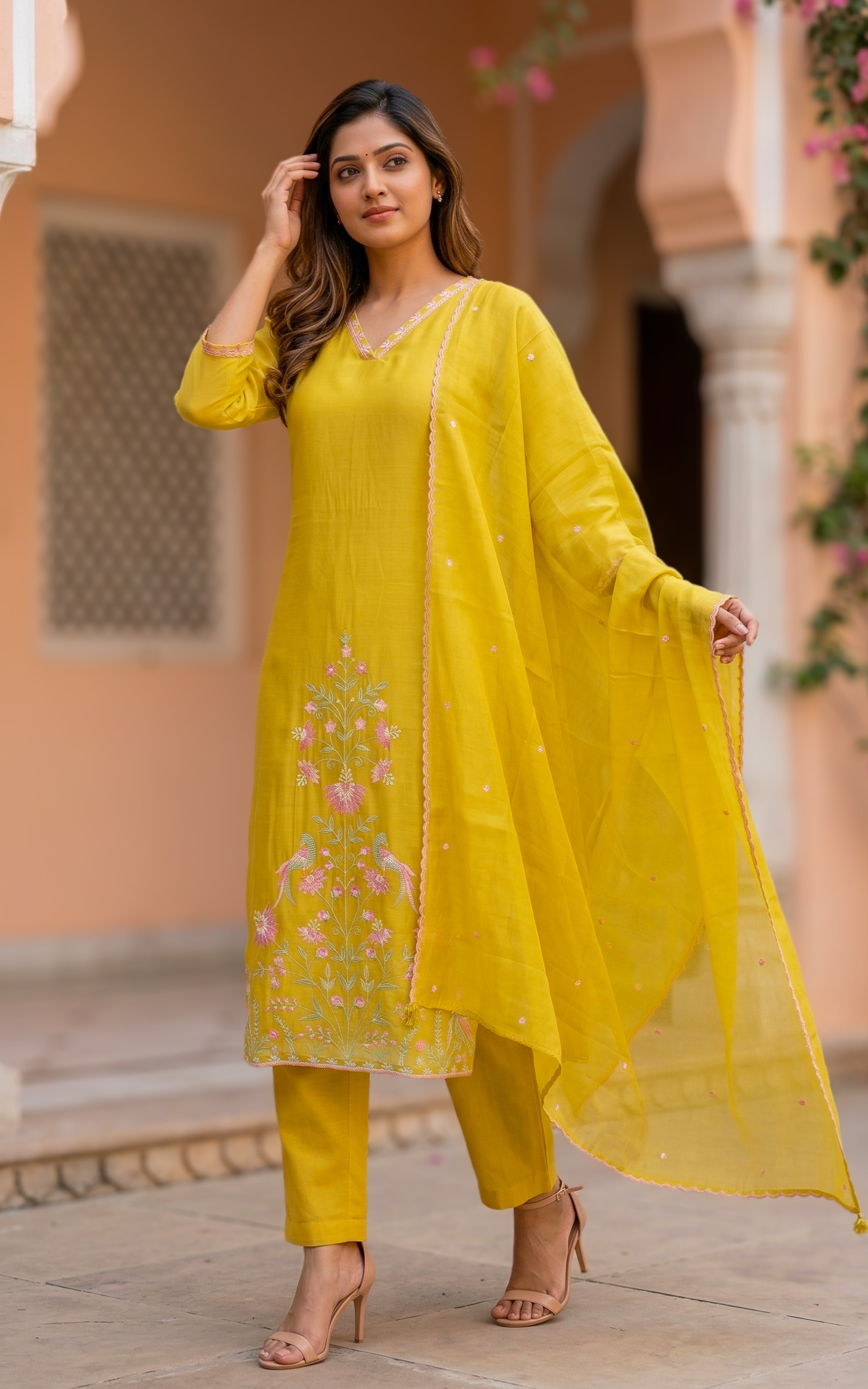 Rovika (Kurti+Pant+Dupatta)