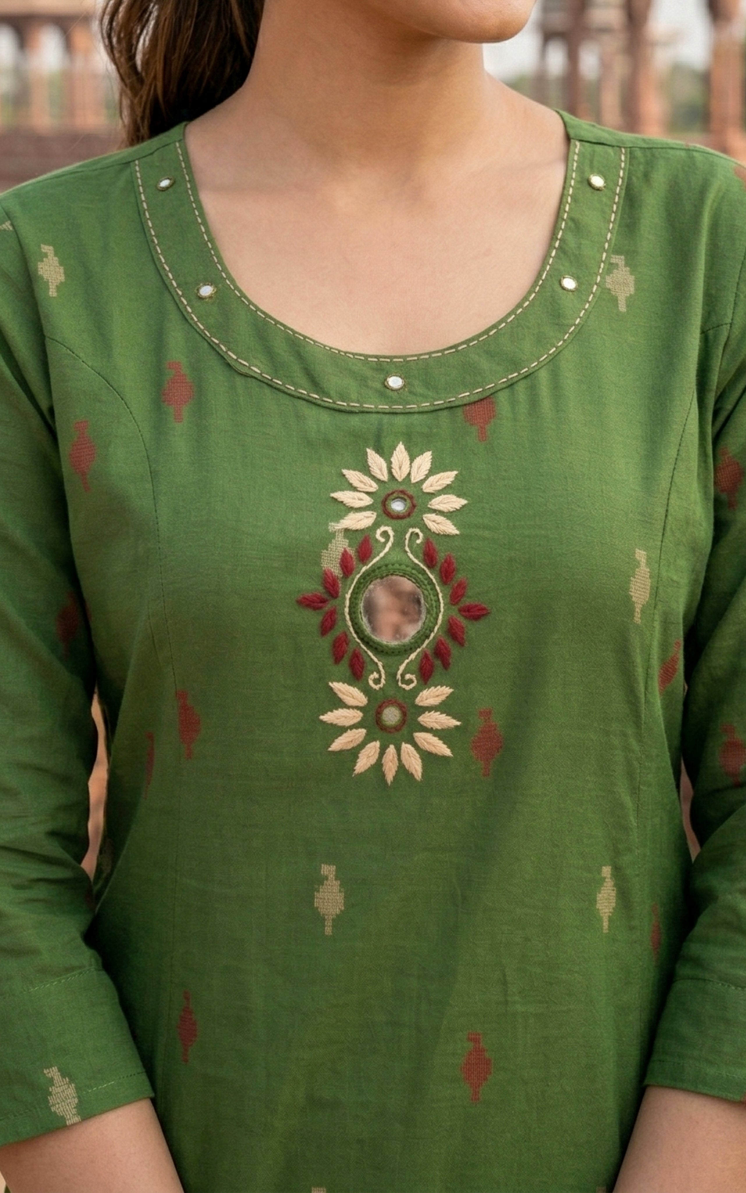 Instore - Green Cotton Blend Straight Kurti with Round Neck, Mirror Embroidery, Side Slits, Palazzo Pant, No Lining