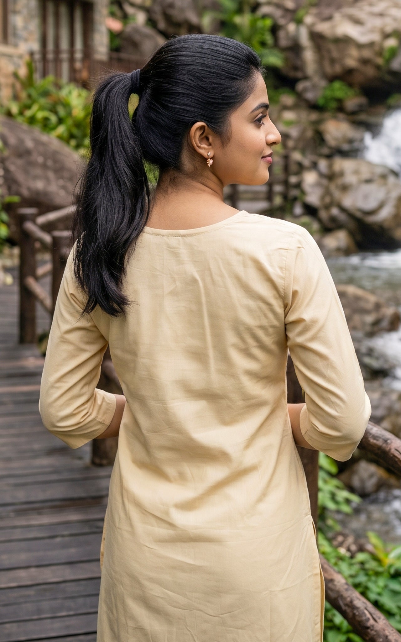 July Malargal Beige