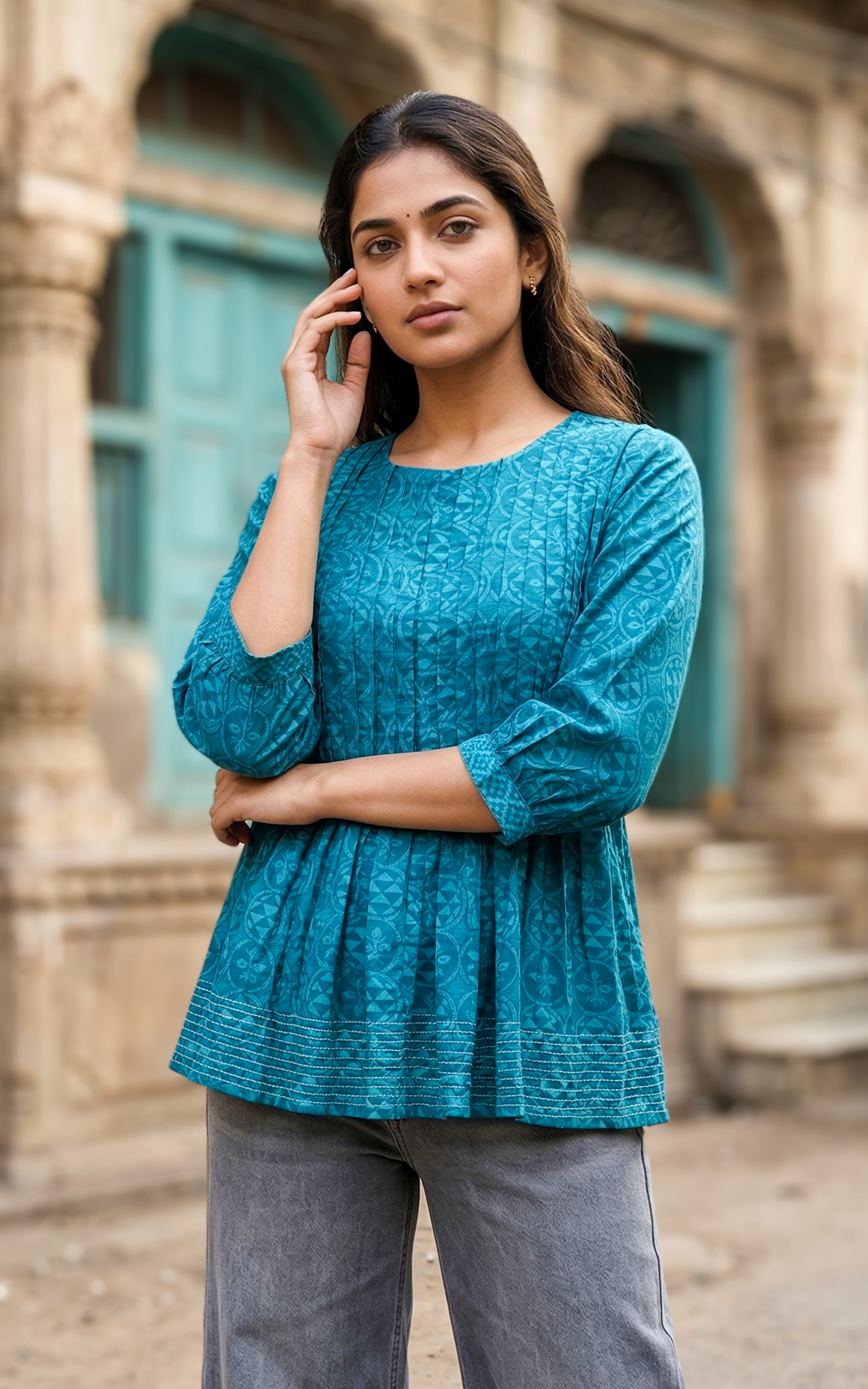 Elegant flowy design with soft pleats