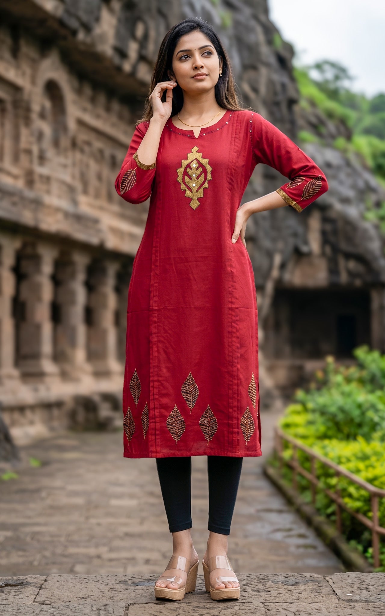 Ilayanila Maroon