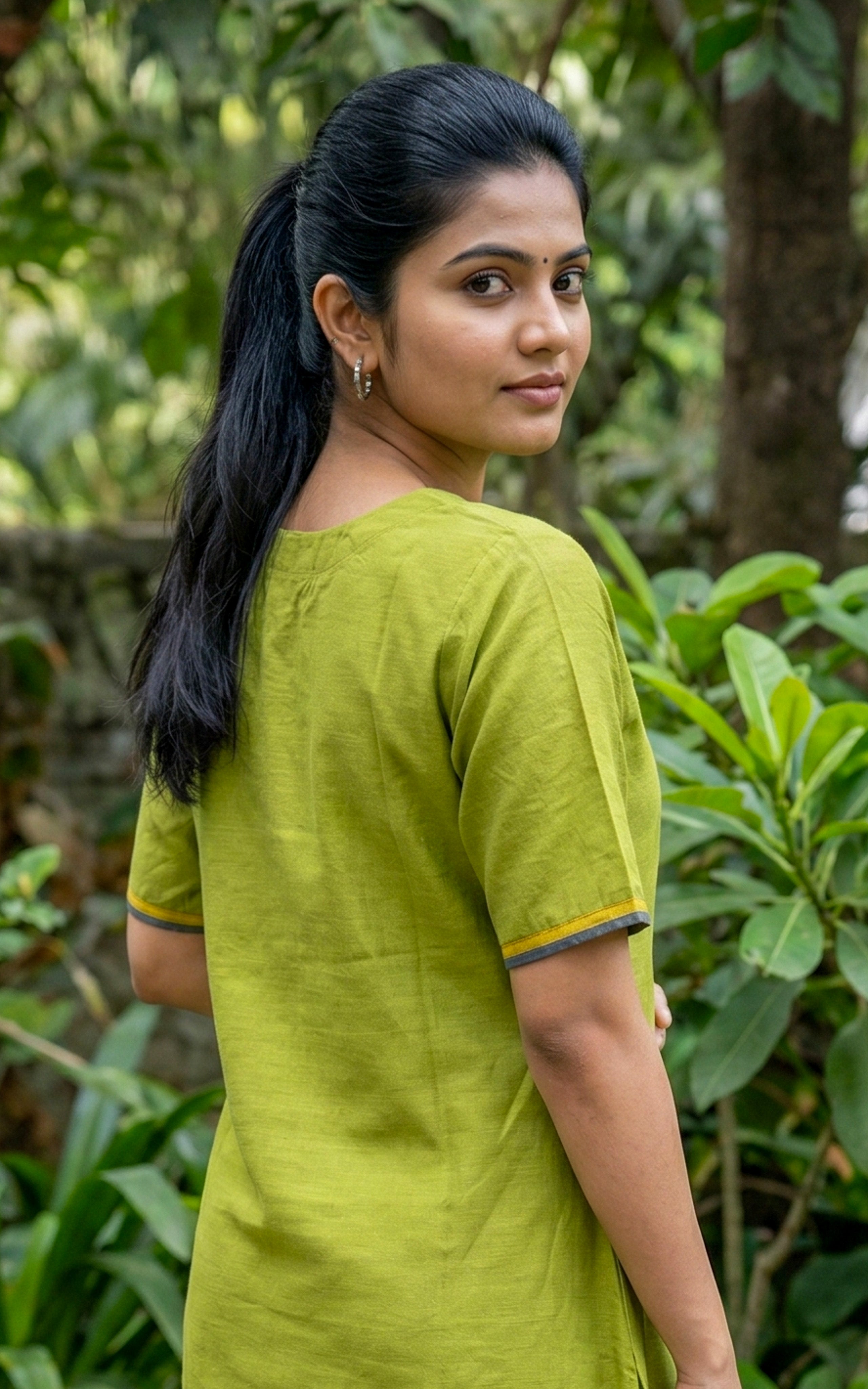 Dhivya G