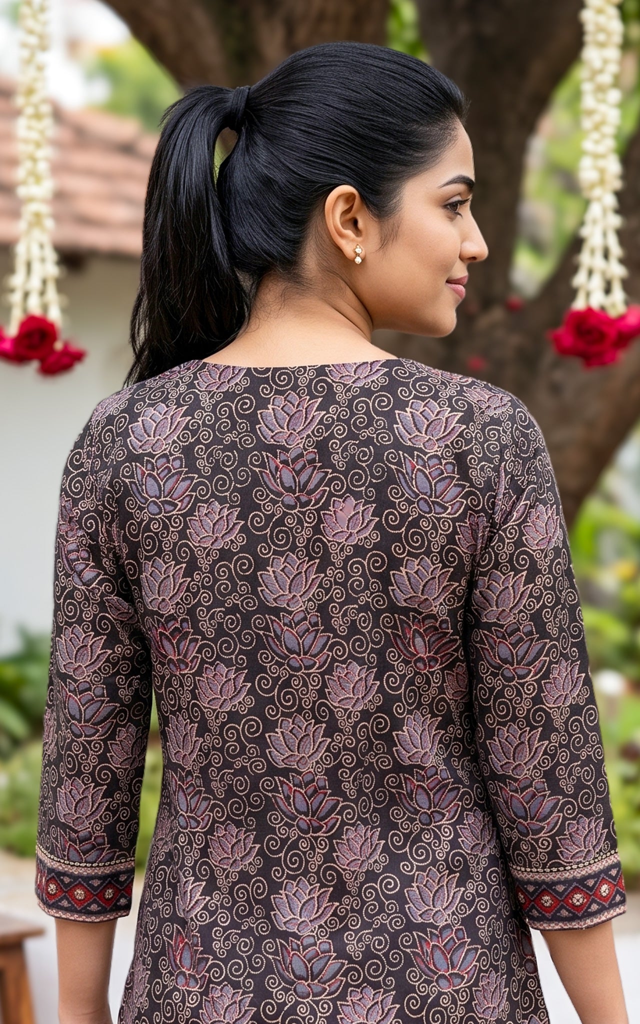 Nethra Black (Kurti+Dupatta)
