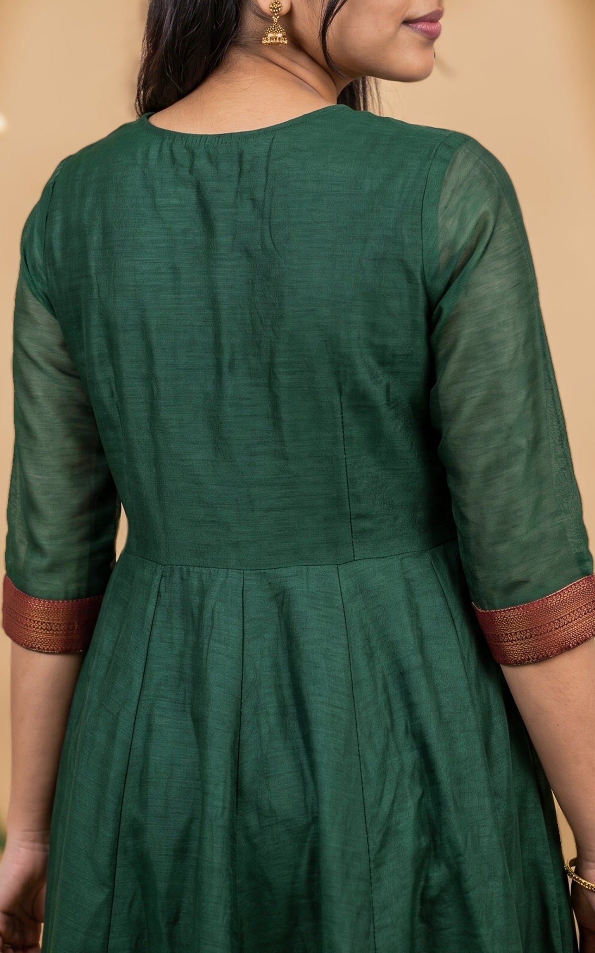 Vintage Vizha Kolam E (Kurti+Dupatta)