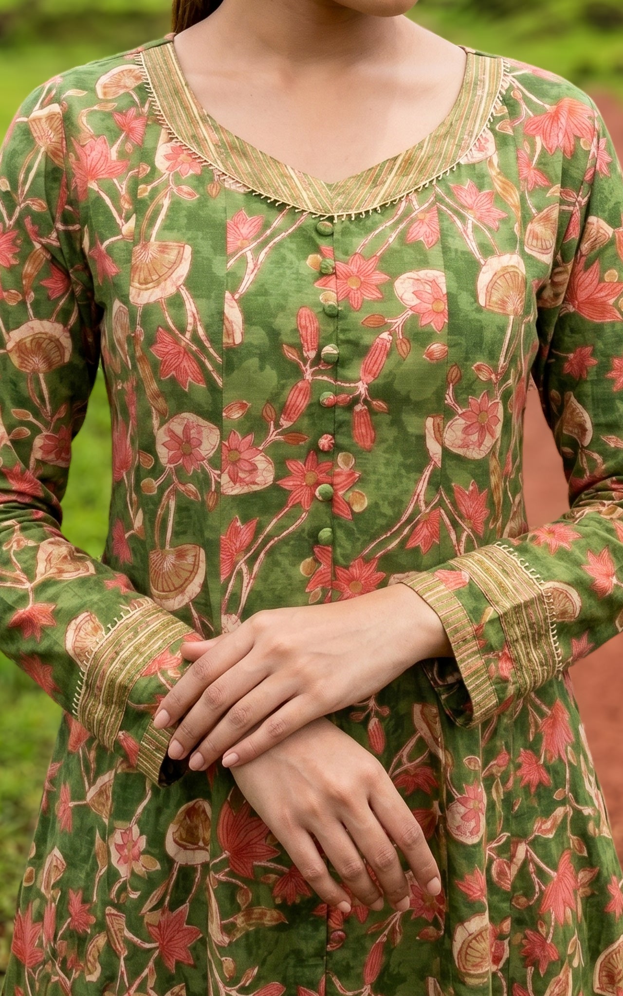 Riya C (Kurti+Dupatta)