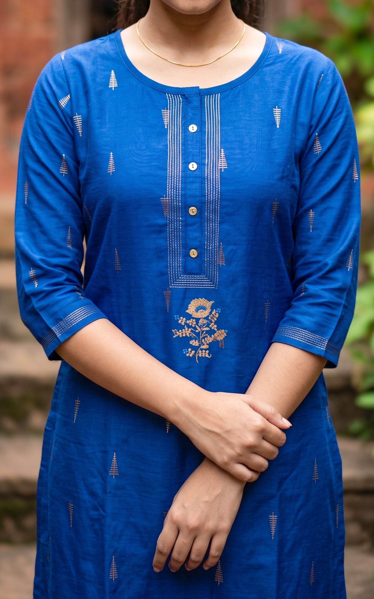 Navarathna Blue