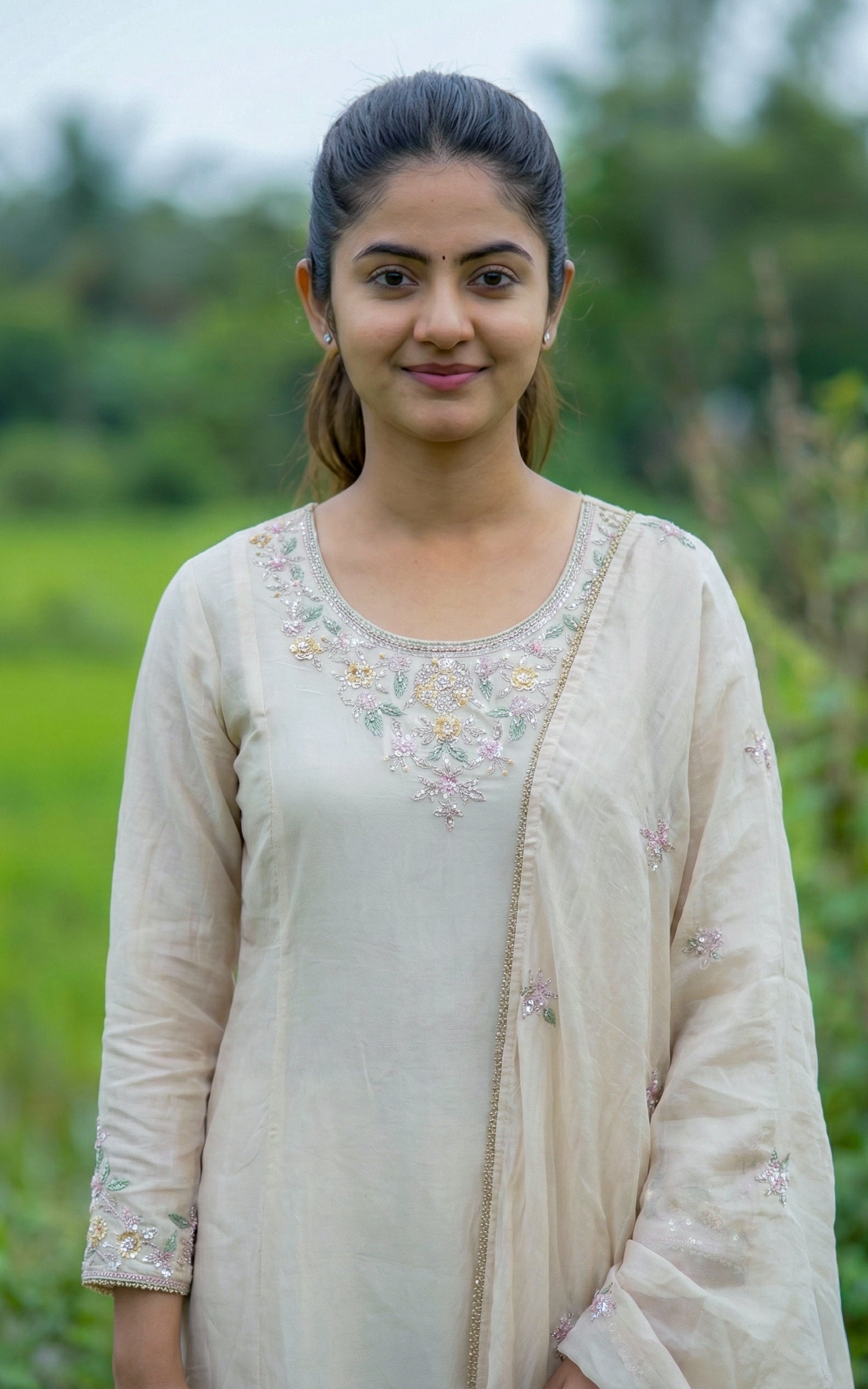 Nishkala A (Kurti+Dupatta)