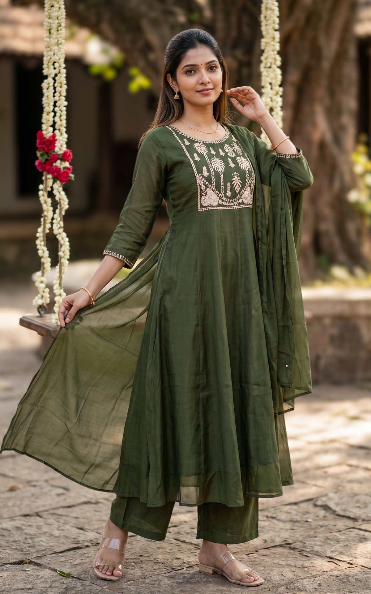 Olimathi (Kurti+Pant+Dupatta)