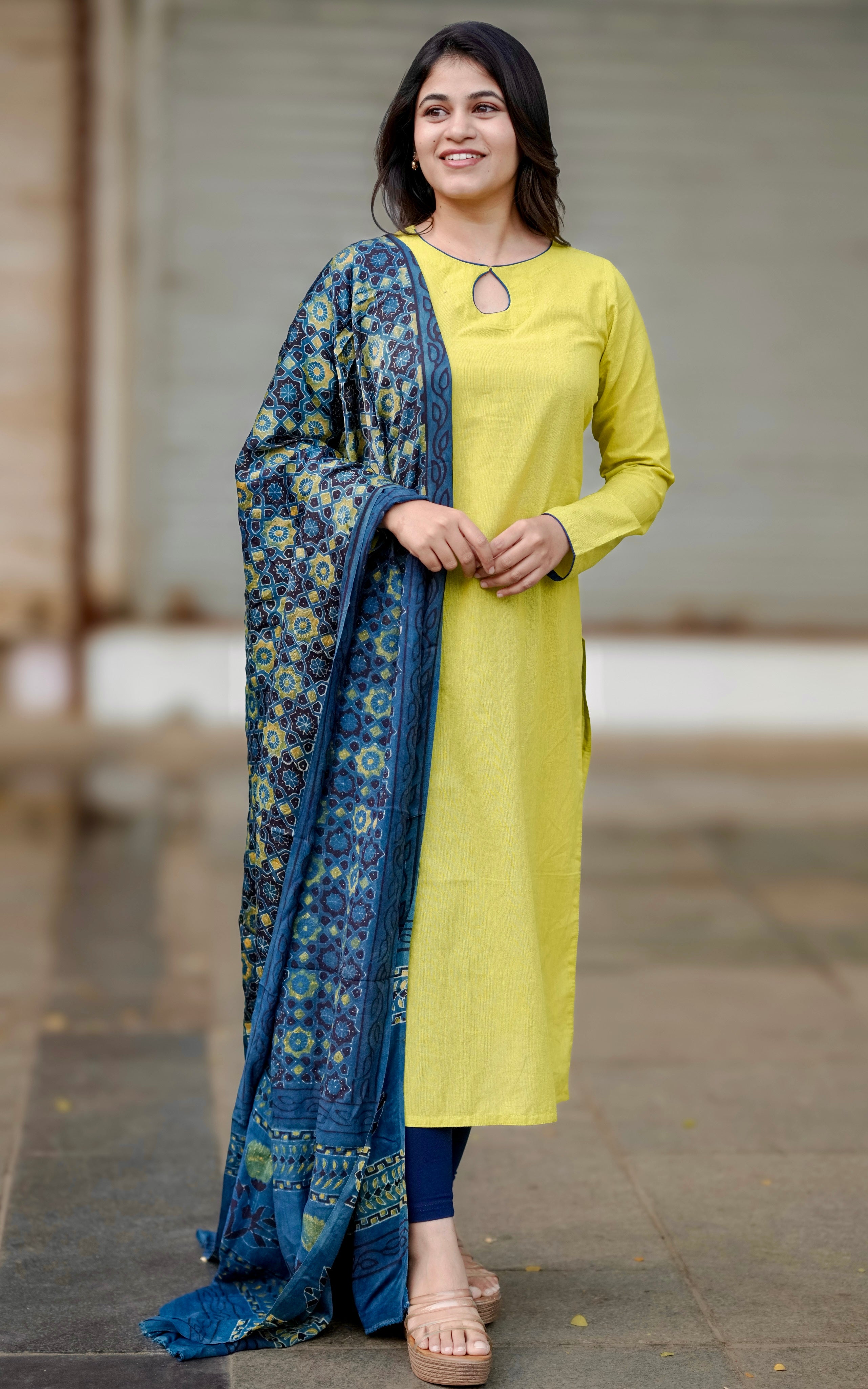 Cotton kurti with keyhole neckline and lime green dupatta perfect for ethnic wear and college wear
Elegant cotton straight cut kurti with lime green dupatta for daily wear, college wear, and ethnic wear