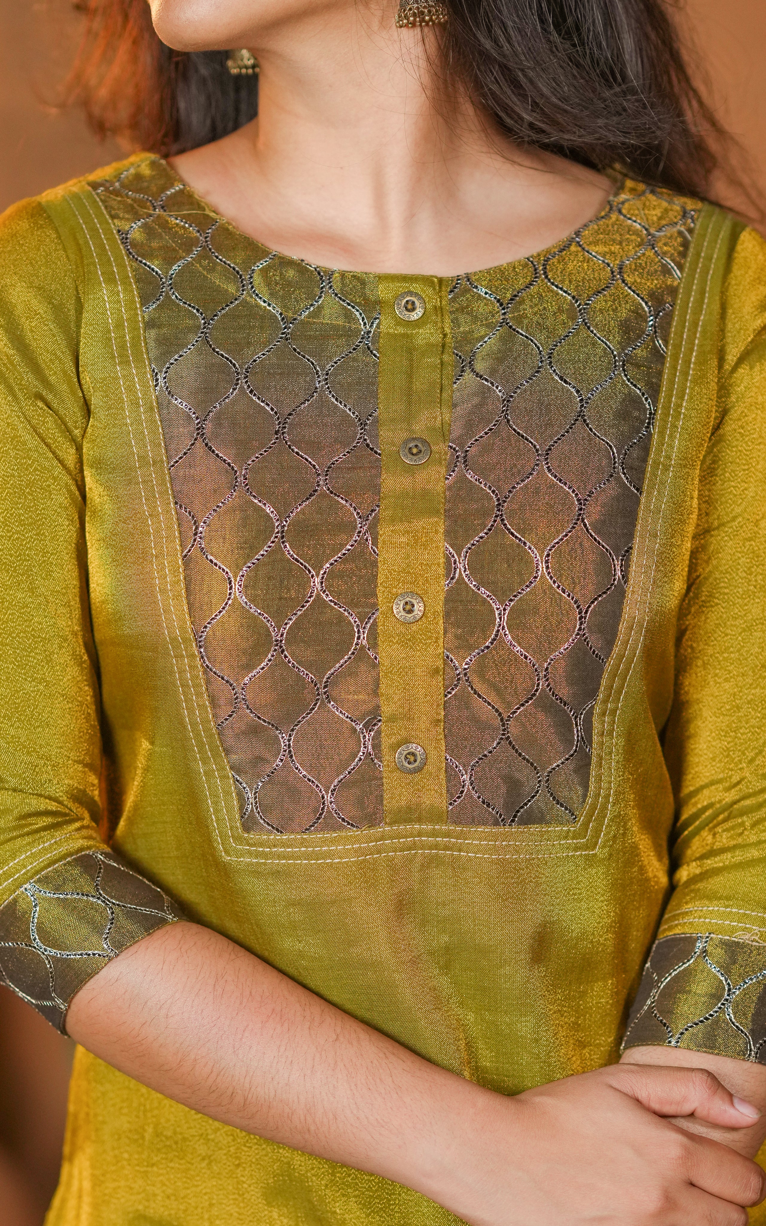 Instore – Dual Shade Mehandi Green Isaipriya Kurti for Women – Art Chanderi – Indian Ethnic Wear