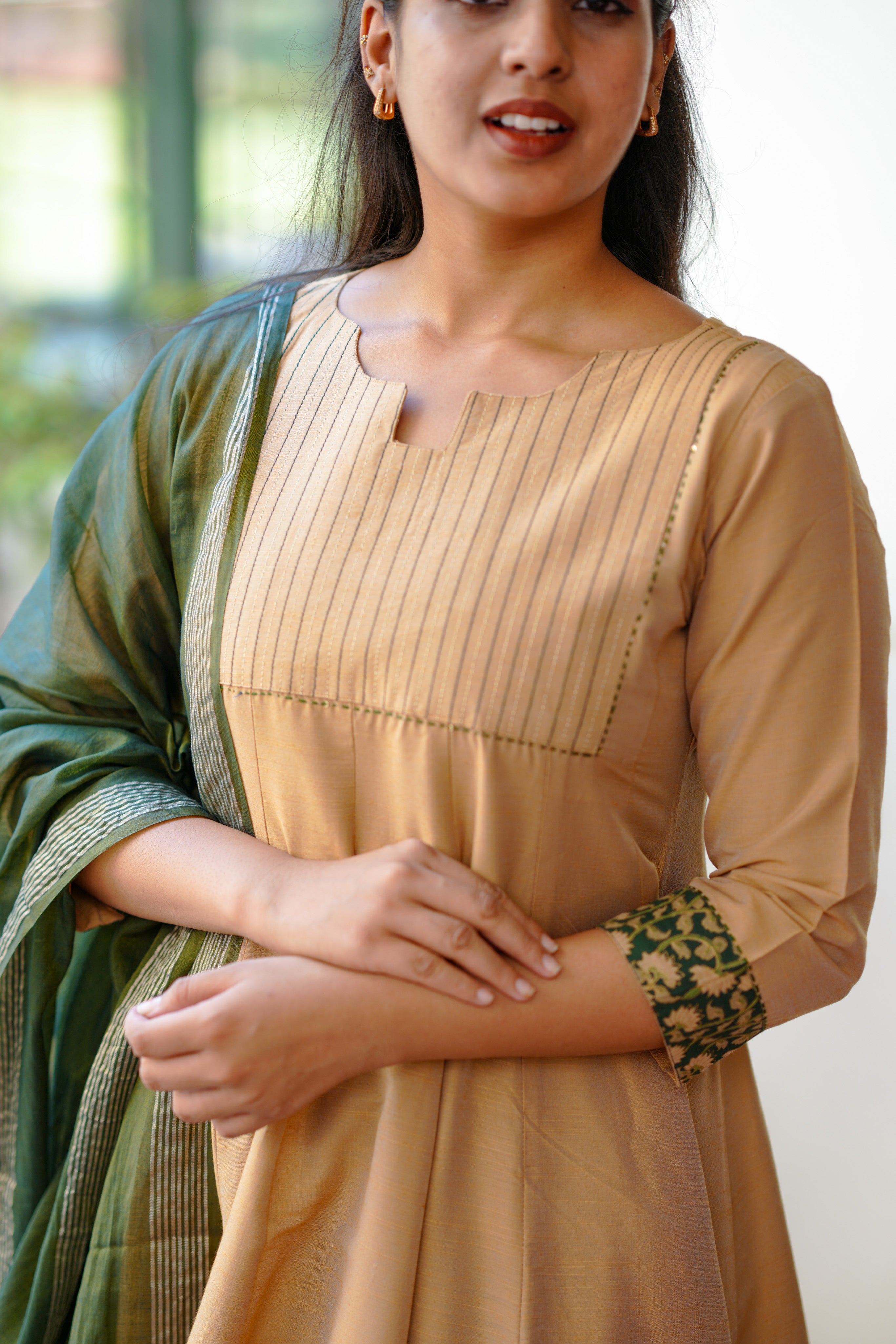 Rithika Beige (Kurti+Dupatta)