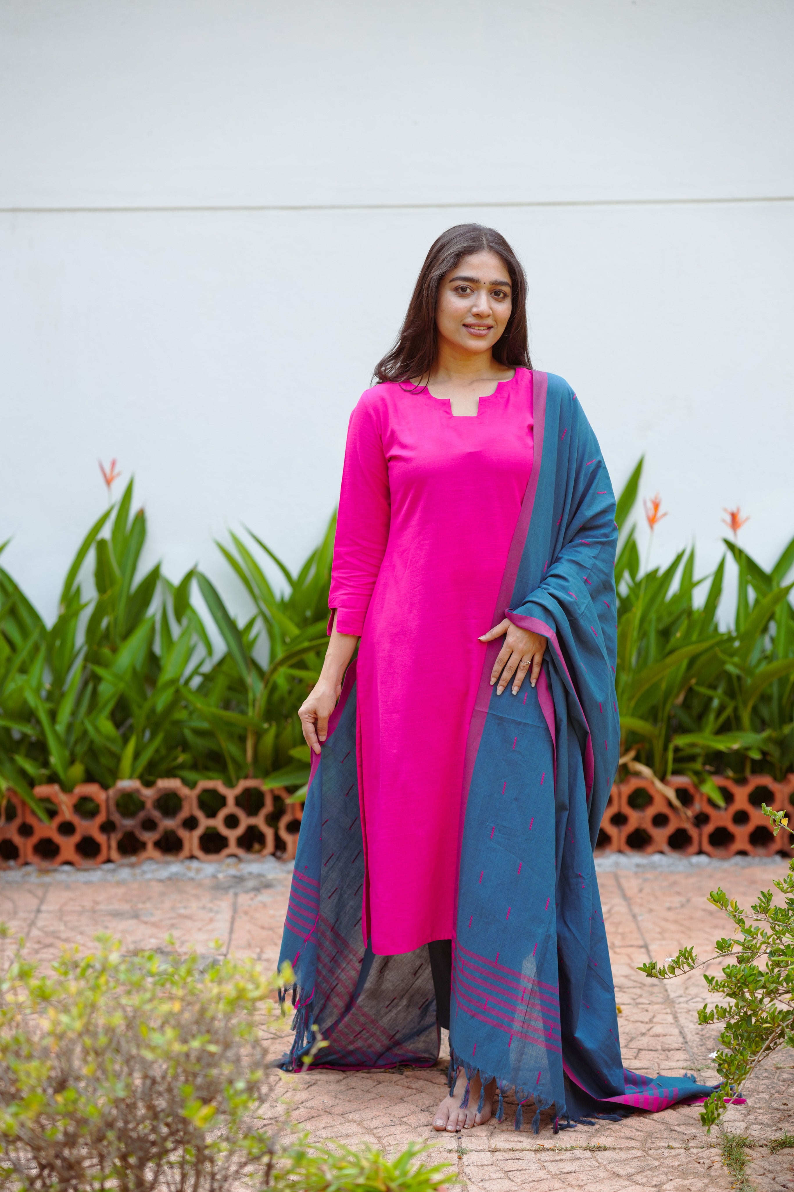 Pink Kurti with Peacock Blue Dupatta for Women
Traditional Cotton Kurti Set for Women