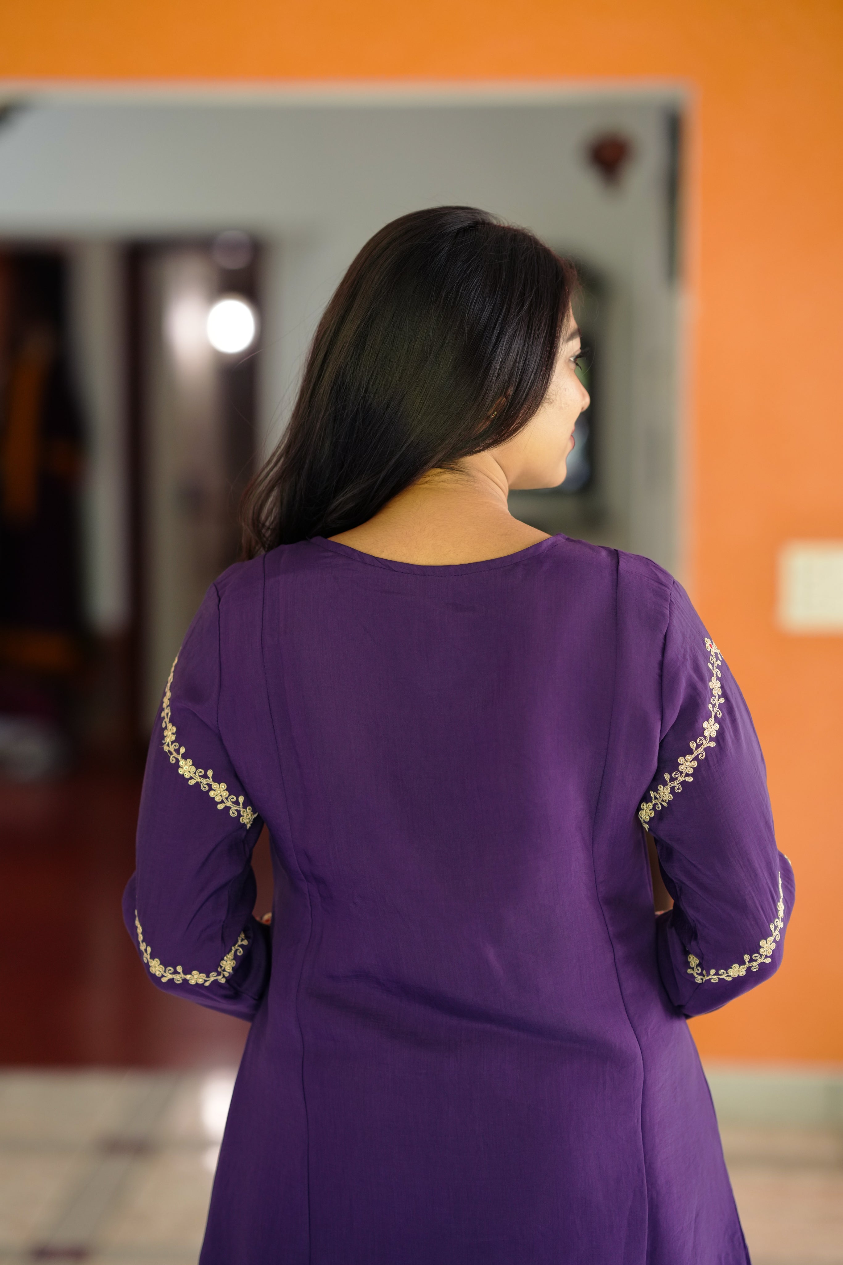 Giritha B (Kurti+Dupatta)